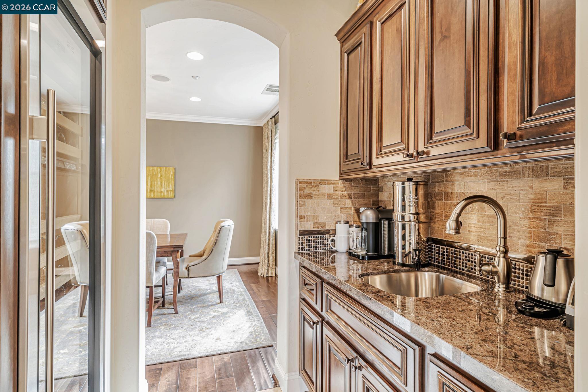 Detail Gallery Image 28 of 60 For 120 Tamarind Ln, Danville,  CA 94526 - 6 Beds | 6/1 Baths