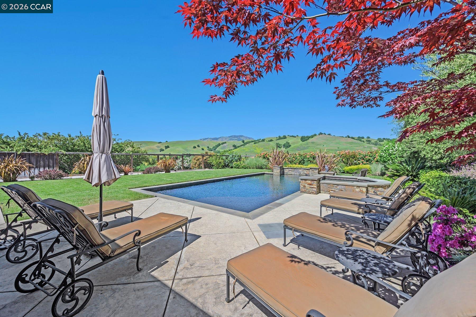 Detail Gallery Image 4 of 60 For 120 Tamarind Ln, Danville,  CA 94526 - 6 Beds | 6/1 Baths