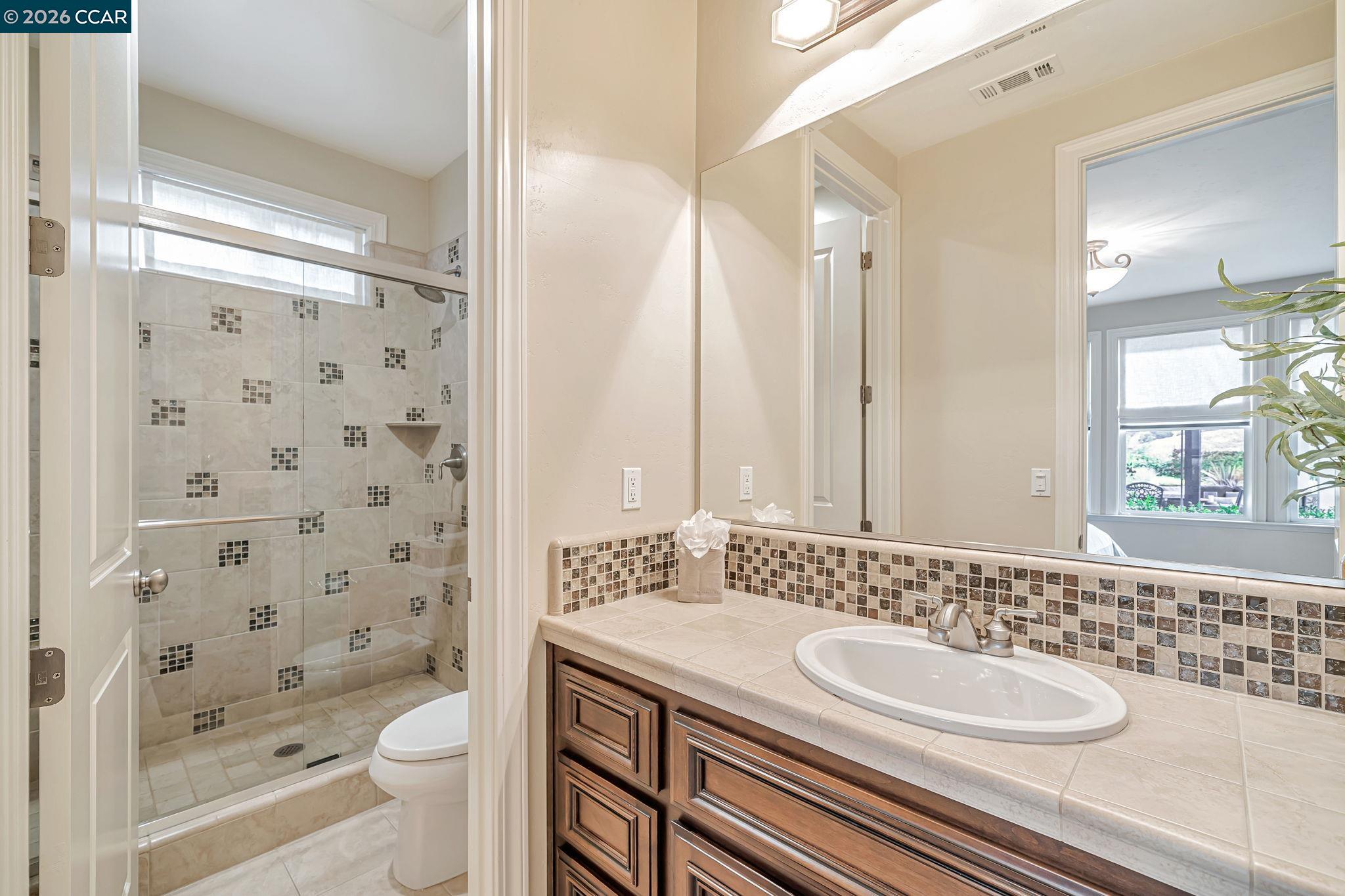 Detail Gallery Image 42 of 60 For 120 Tamarind Ln, Danville,  CA 94526 - 6 Beds | 6/1 Baths