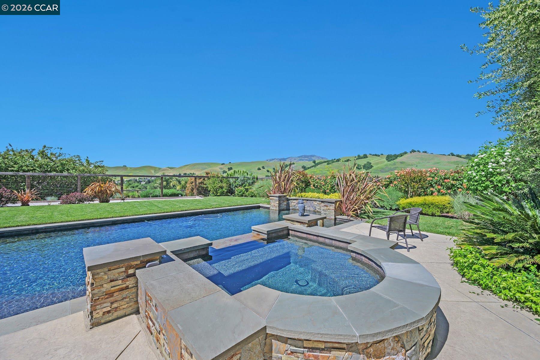 Detail Gallery Image 7 of 60 For 120 Tamarind Ln, Danville,  CA 94526 - 6 Beds | 6/1 Baths