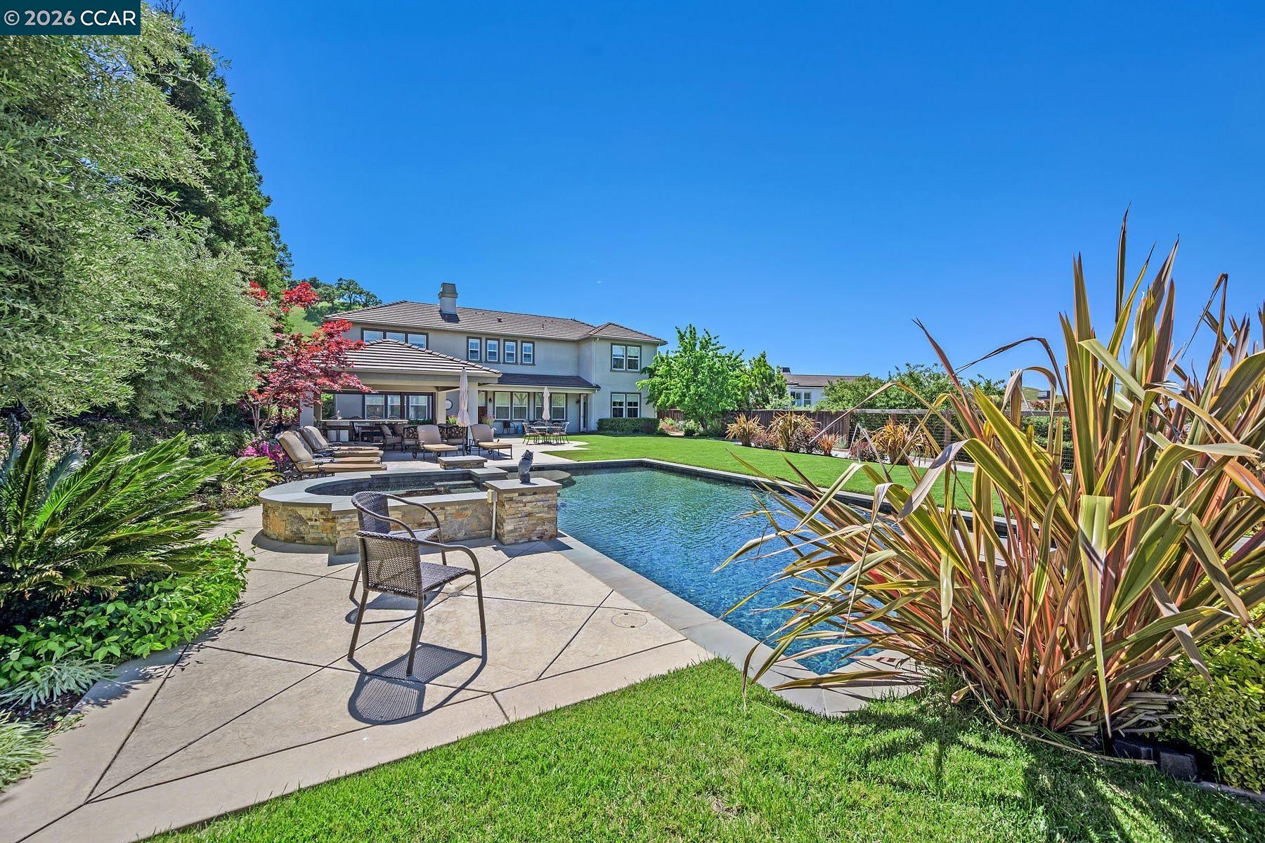 Detail Gallery Image 9 of 60 For 120 Tamarind Ln, Danville,  CA 94526 - 6 Beds | 6/1 Baths