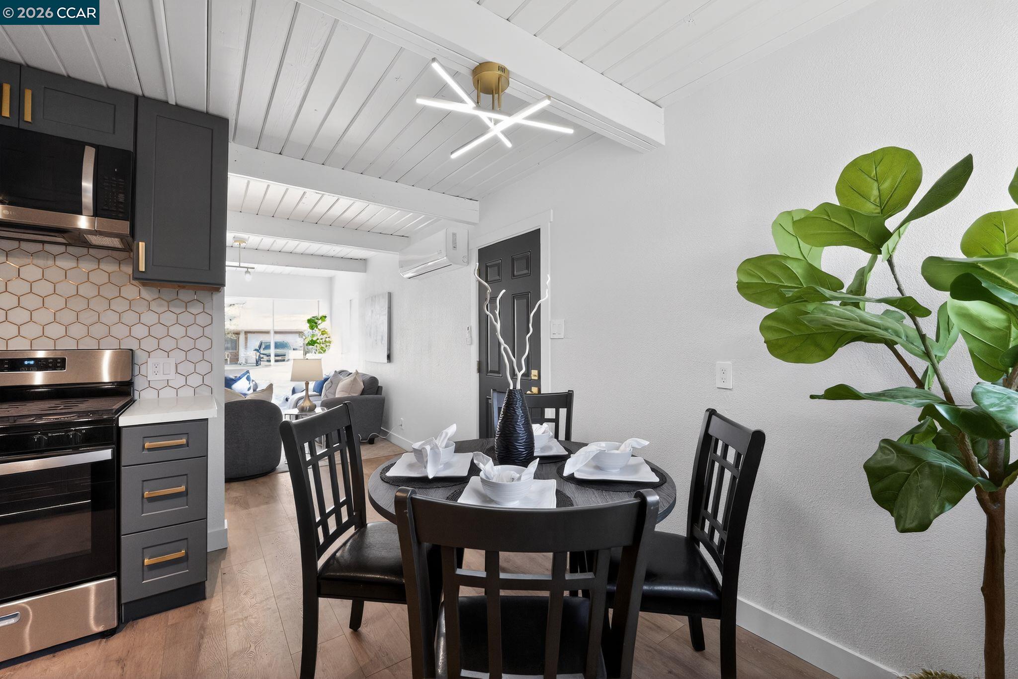 Detail Gallery Image 11 of 22 For 87 Bay Drive, Bay Point,  CA 94565-1404 - 3 Beds | 1 Baths