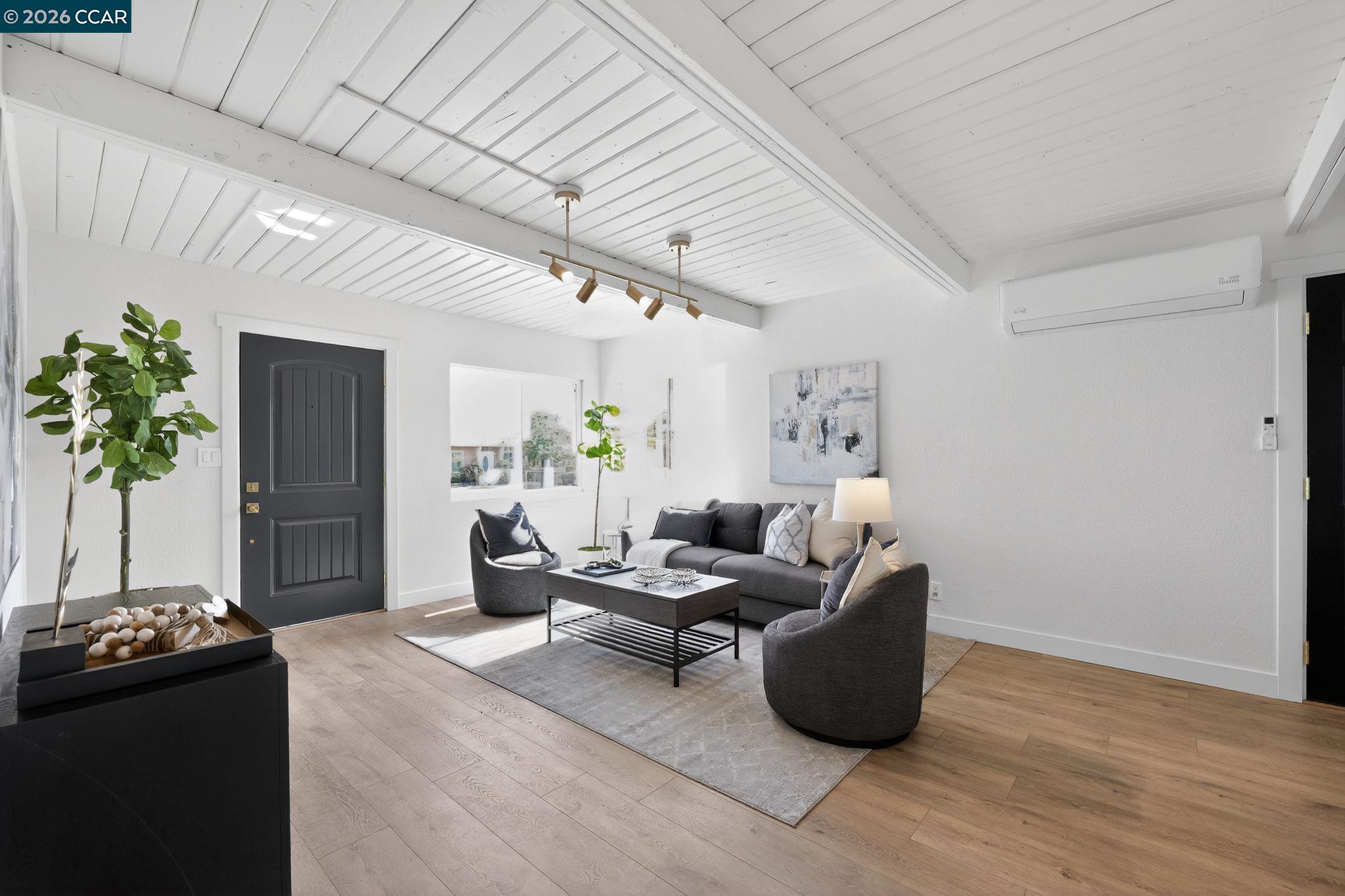 Detail Gallery Image 7 of 22 For 87 Bay Drive, Bay Point,  CA 94565-1404 - 3 Beds | 1 Baths