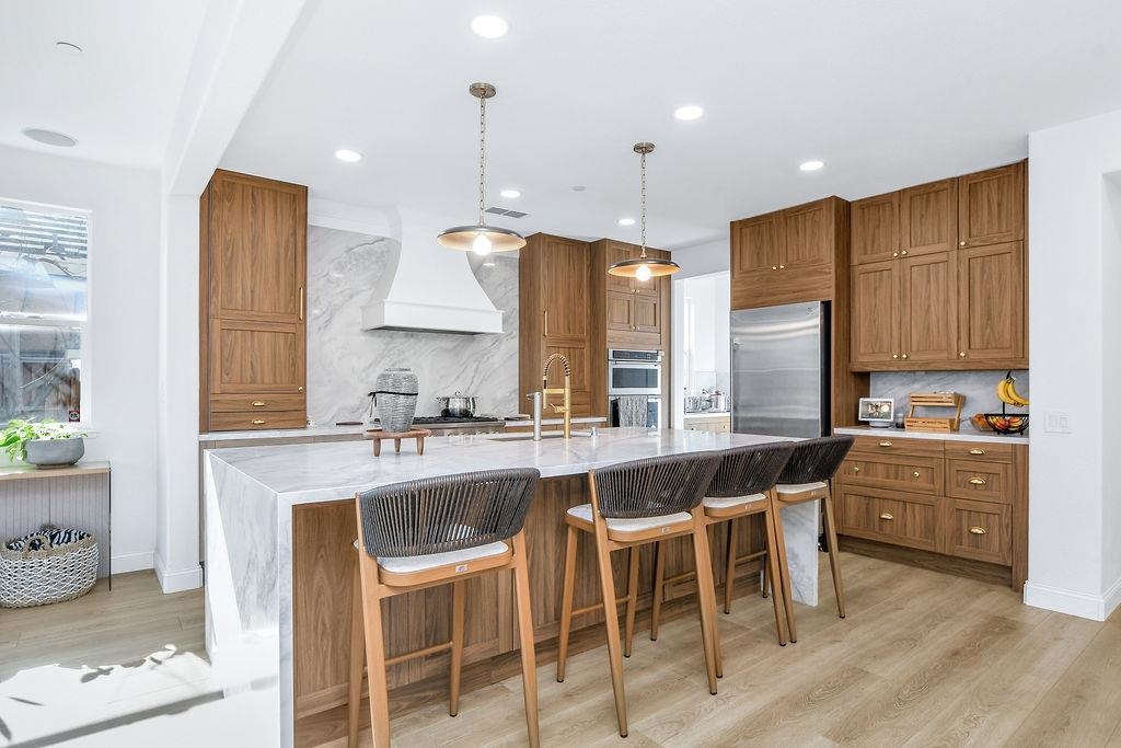 Detail Gallery Image 5 of 25 For 1045 Martinez Dr, Brentwood,  CA 94513 - 5 Beds | 5/1 Baths