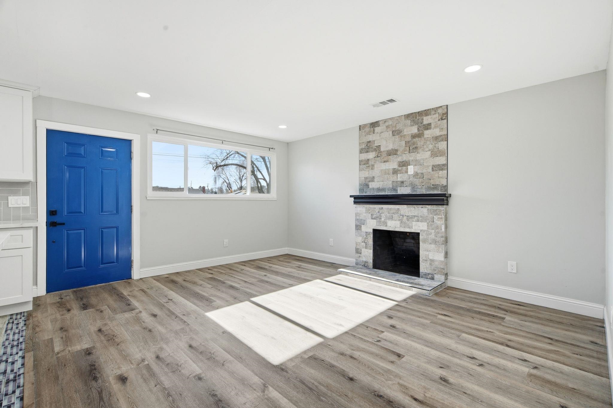 Detail Gallery Image 6 of 42 For 974 Ventura Ave, Livermore,  CA 94551 - 3 Beds | 2 Baths