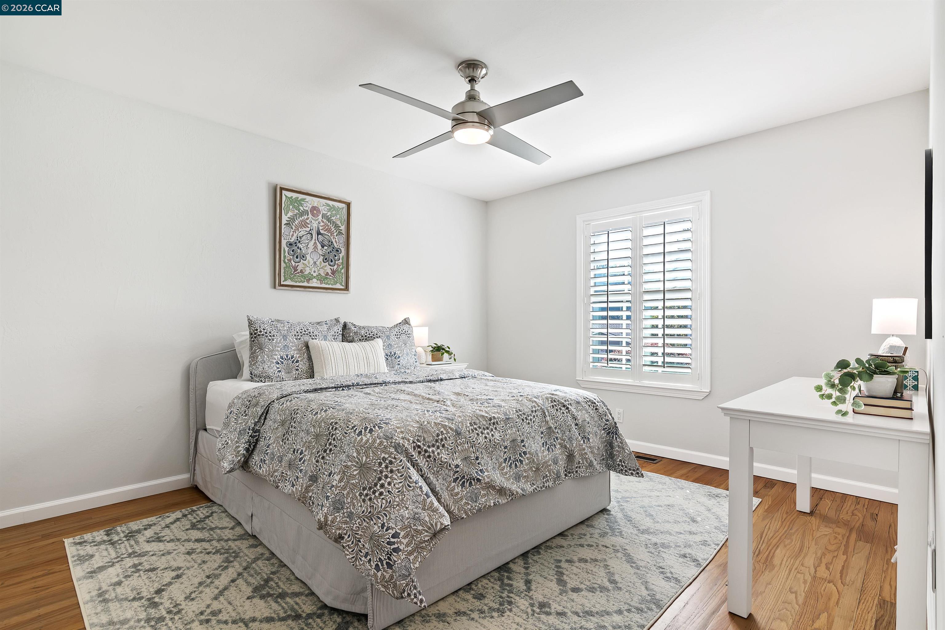 Detail Gallery Image 23 of 38 For 1197 Larch Ave, Moraga,  CA 94556 - 4 Beds | 2/1 Baths