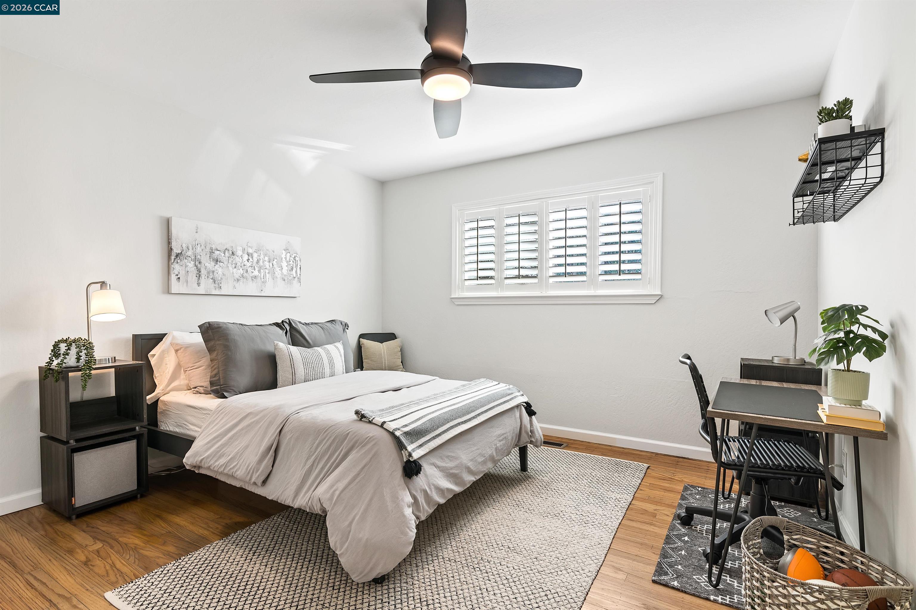 Detail Gallery Image 24 of 38 For 1197 Larch Ave, Moraga,  CA 94556 - 4 Beds | 2/1 Baths