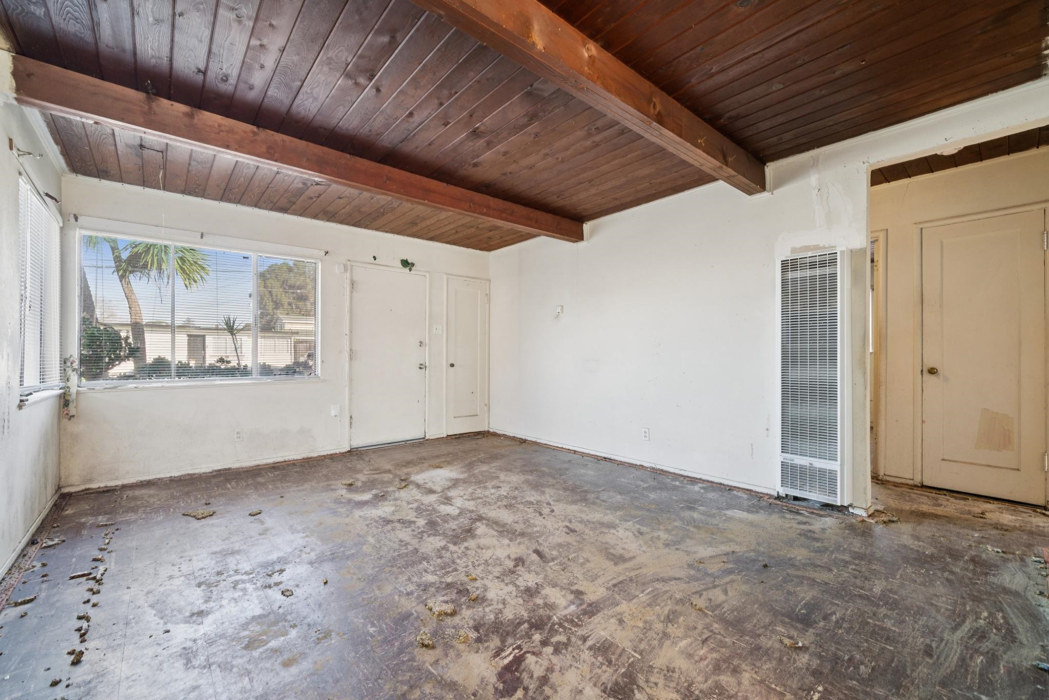 Detail Gallery Image 2 of 14 For 318 Linda Dr, San Pablo,  CA 94806 - 3 Beds | 1 Baths