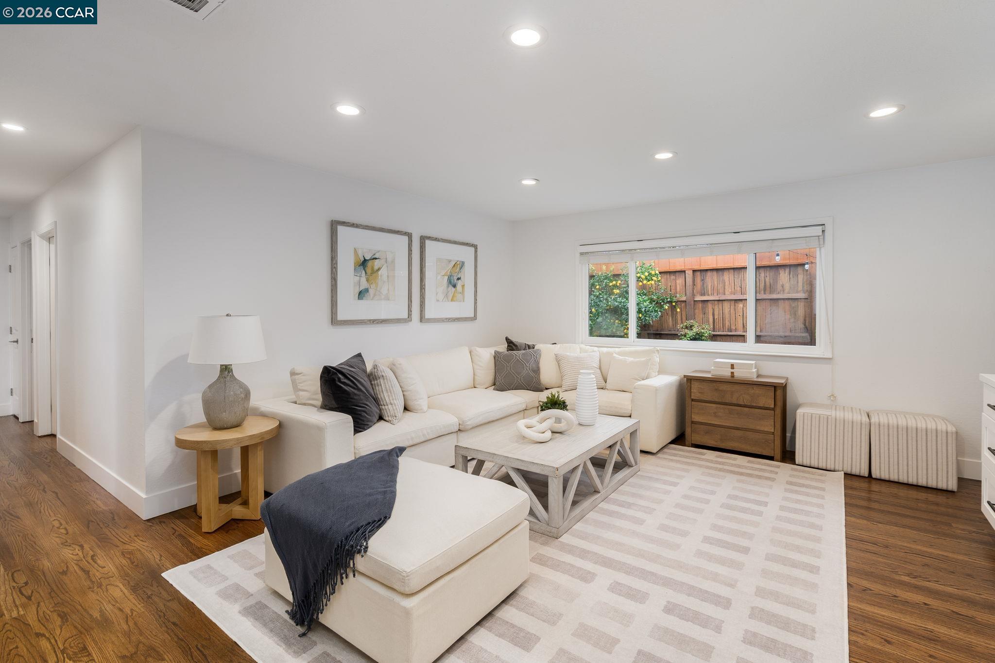 Detail Gallery Image 14 of 31 For 9695 Ashby Way, San Ramon,  CA 94583 - 4 Beds | 2 Baths