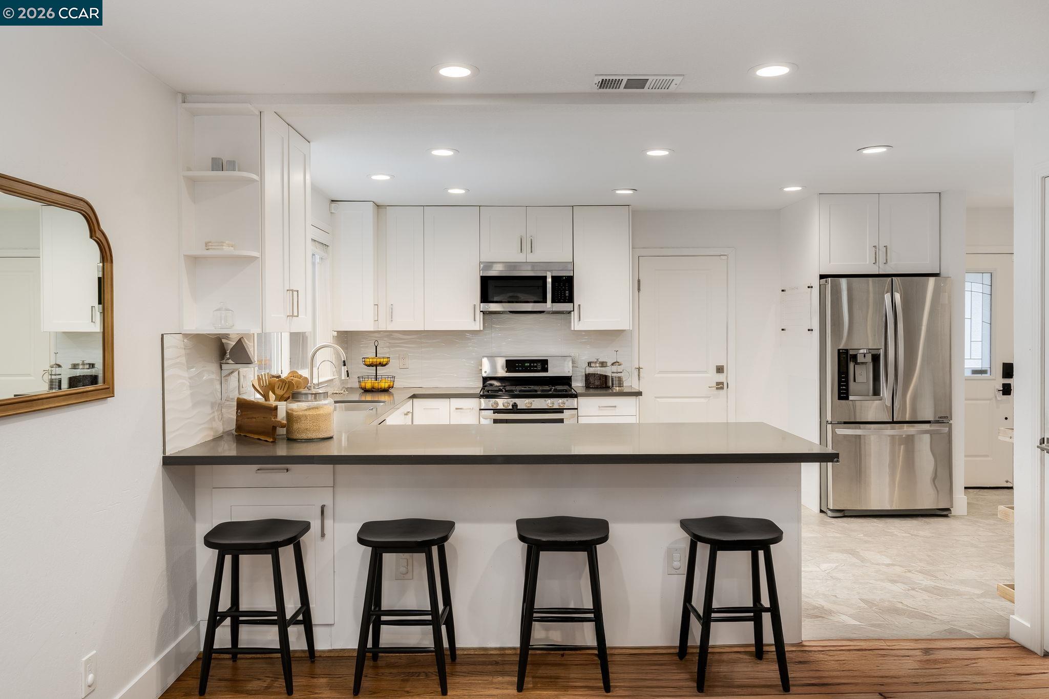 Detail Gallery Image 9 of 31 For 9695 Ashby Way, San Ramon,  CA 94583 - 4 Beds | 2 Baths