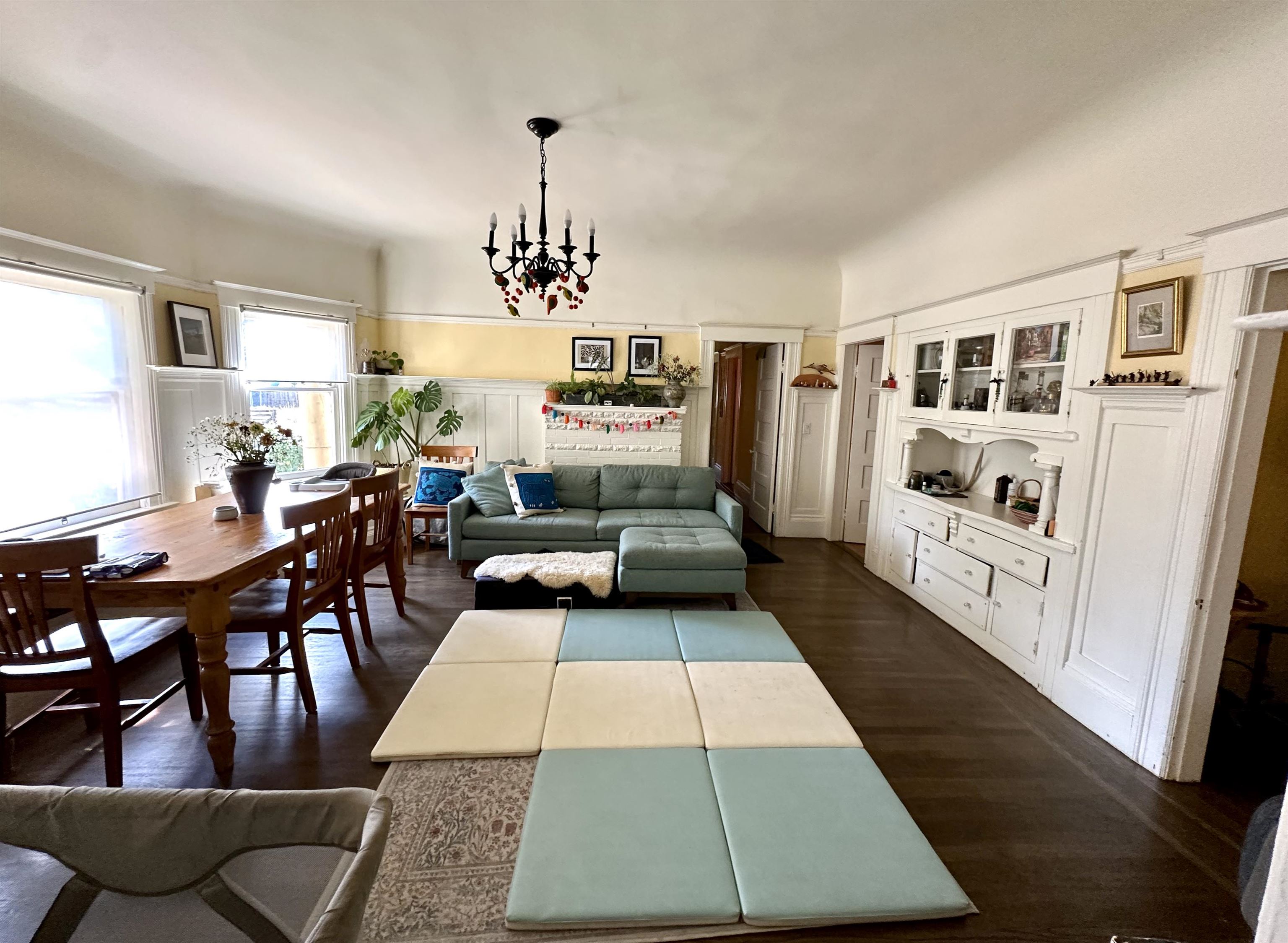 Detail Gallery Image 9 of 18 For 667 10th St, Oakland,  CA 94607 - – Beds | – Baths