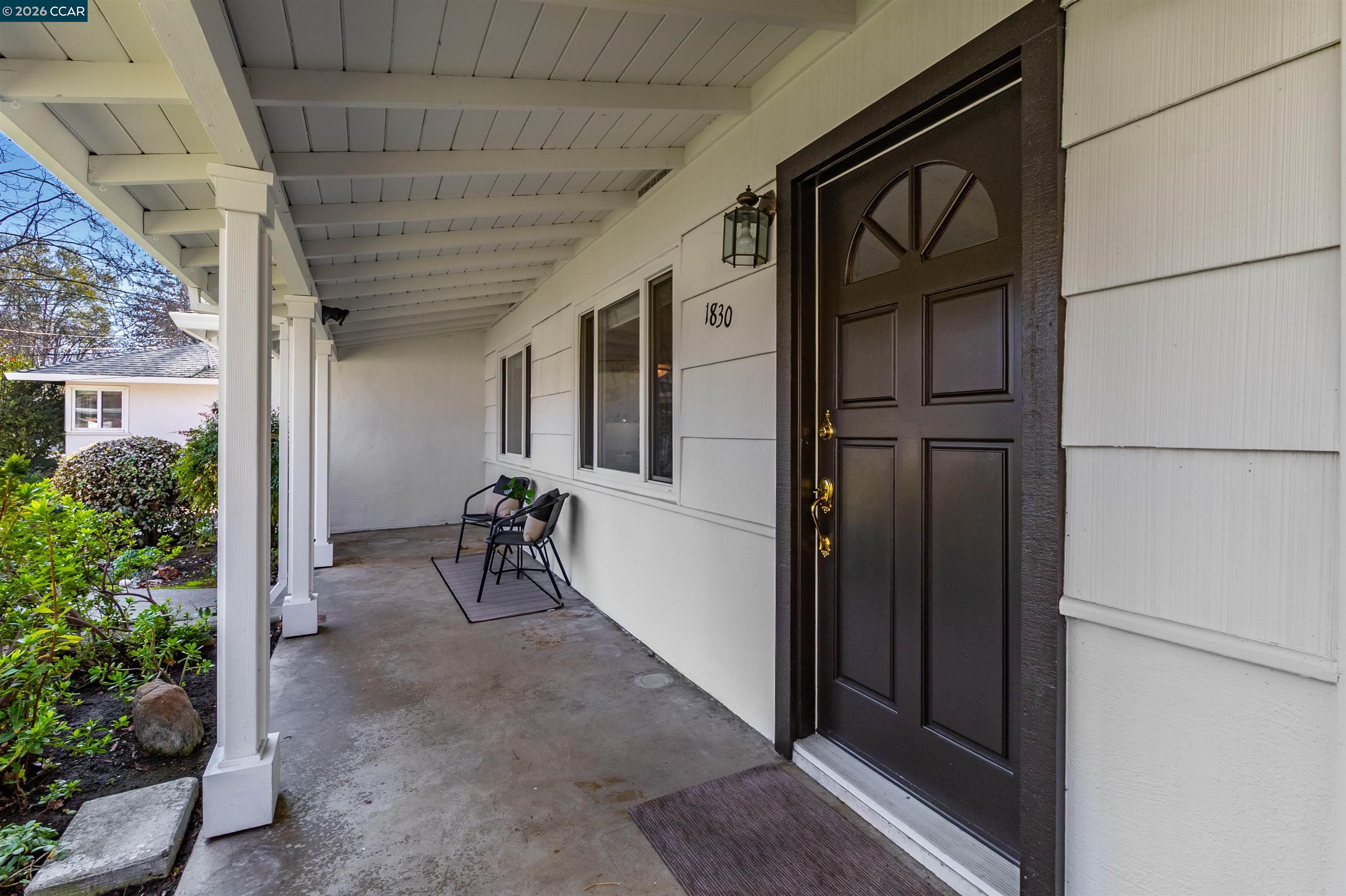 Detail Gallery Image 4 of 49 For 1830 Nadine Ct, Pleasant Hill,  CA 94523 - 3 Beds | 1 Baths