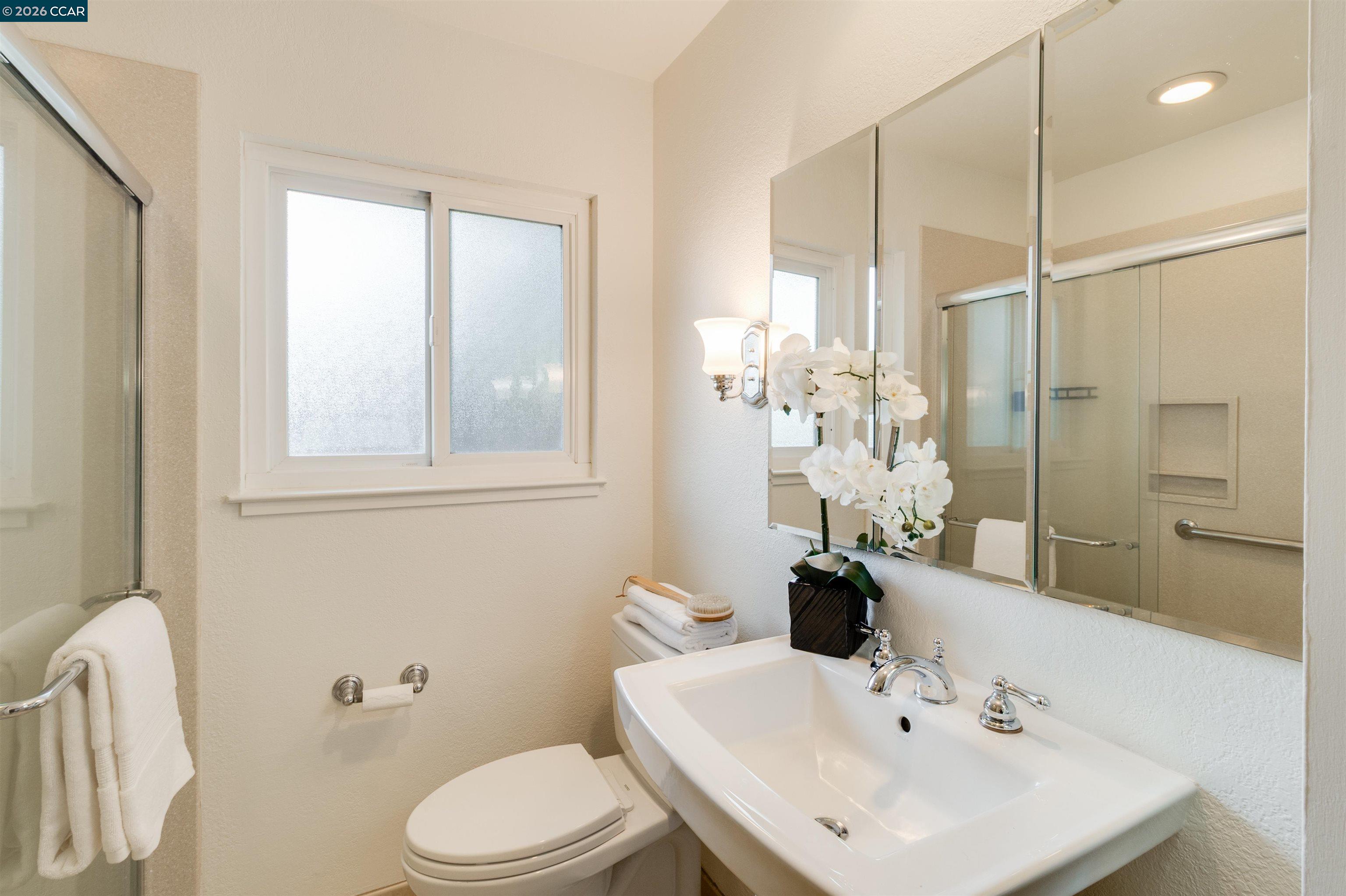 Detail Gallery Image 33 of 49 For 1830 Nadine Ct, Pleasant Hill,  CA 94523 - 3 Beds | 1 Baths