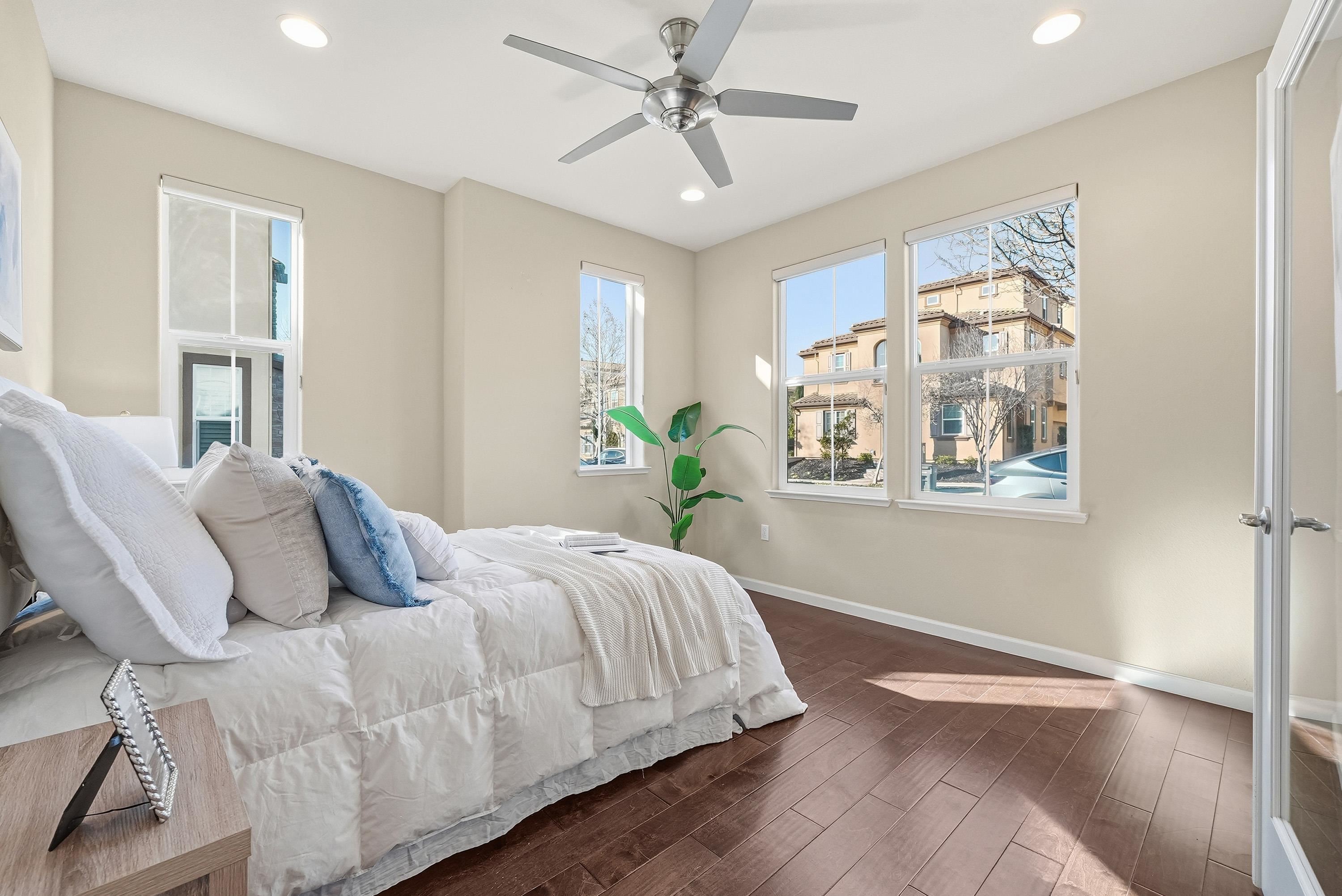 Detail Gallery Image 17 of 49 For 3198 Vittoria Loop, Dublin,  CA 94568 - 4 Beds | 3 Baths