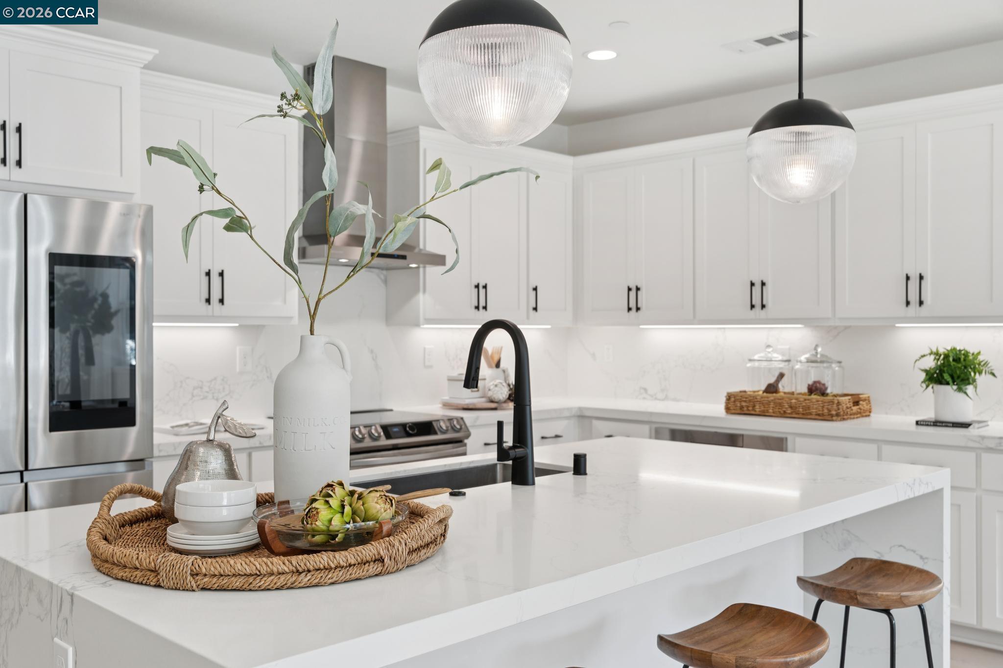 Detail Gallery Image 17 of 47 For 5549 Promontory Way, Antioch,  CA 94531 - 4 Beds | 3/1 Baths