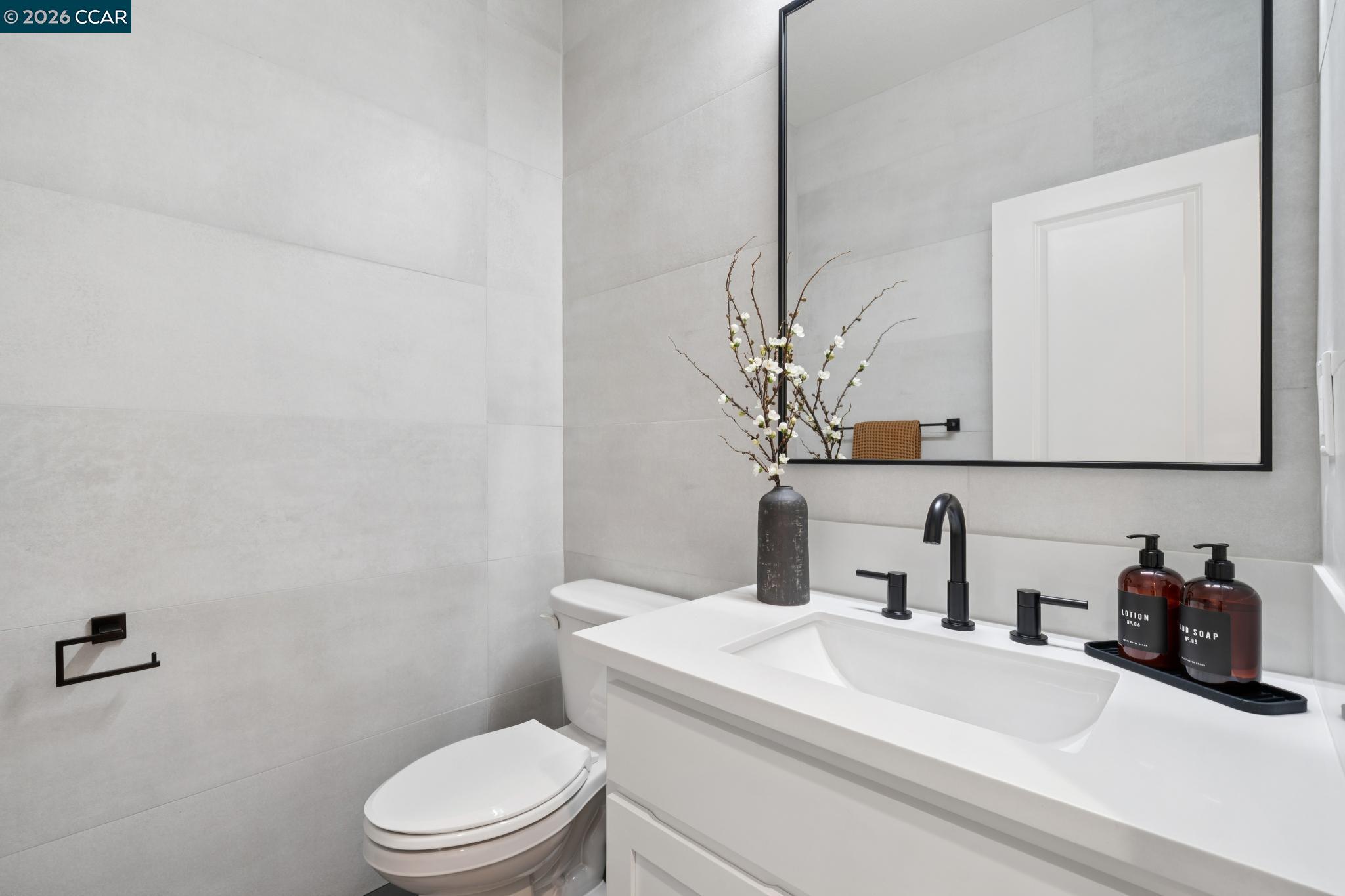 Detail Gallery Image 41 of 47 For 5549 Promontory Way, Antioch,  CA 94531 - 4 Beds | 3/1 Baths