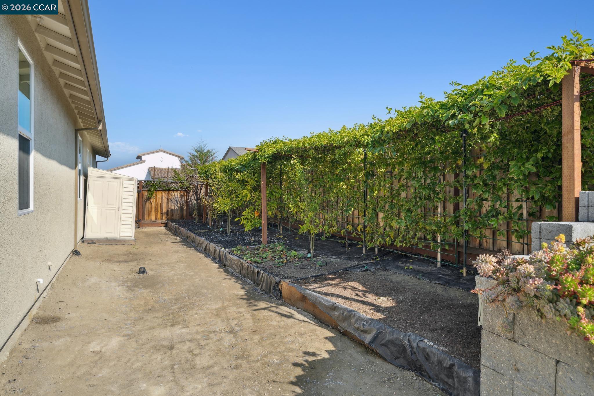 Detail Gallery Image 47 of 47 For 5549 Promontory Way, Antioch,  CA 94531 - 4 Beds | 3/1 Baths