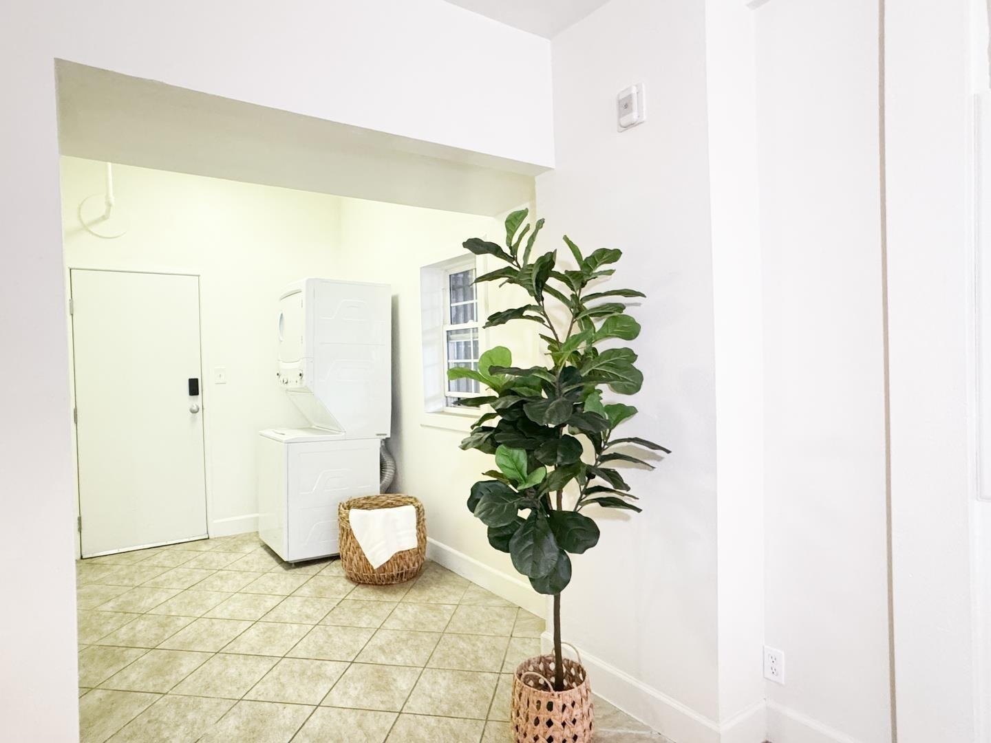 Photo #11: 41123127 Listing: Photo #11