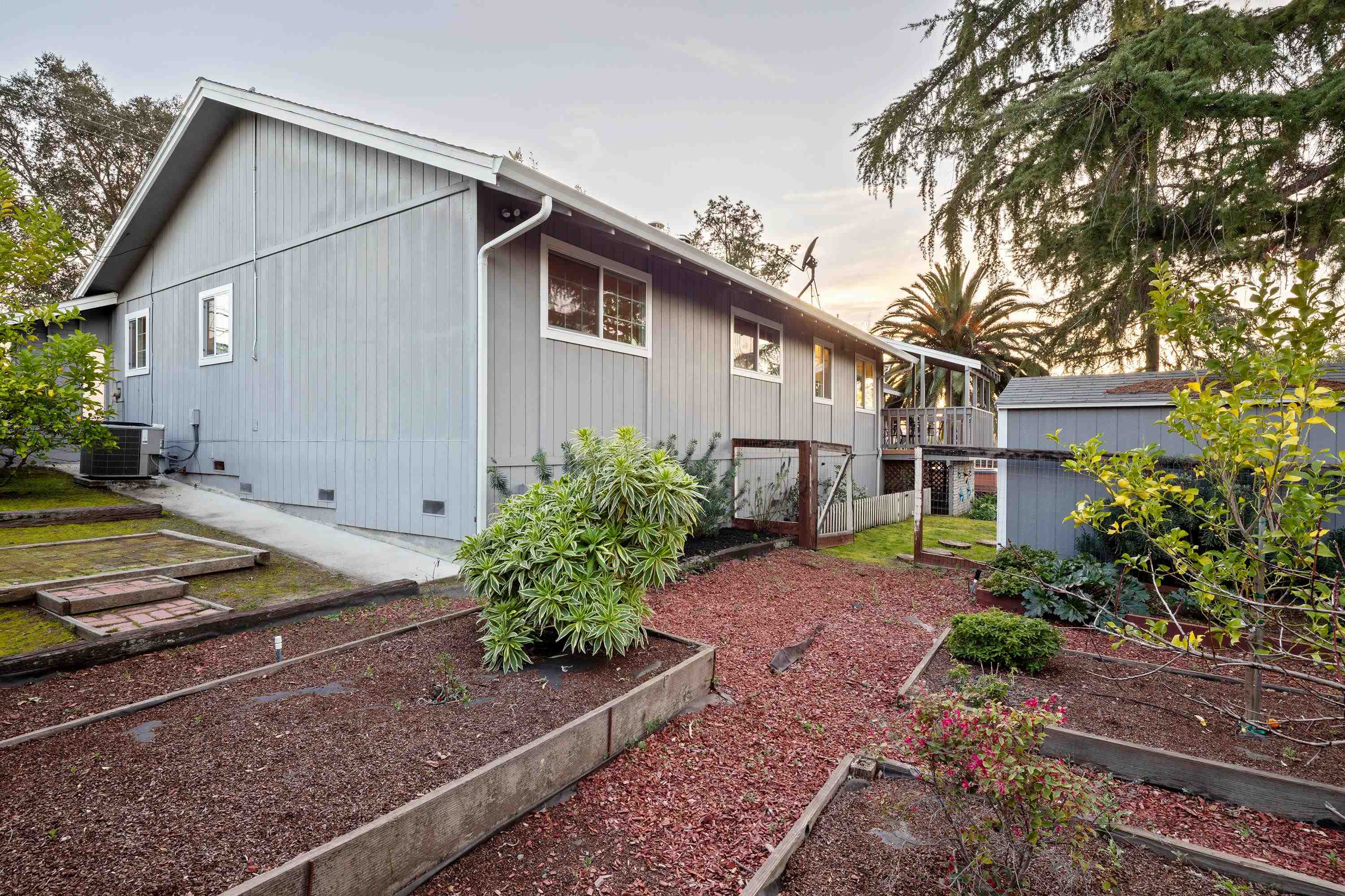 Detail Gallery Image 27 of 36 For 2020 San Miguel Drive, Walnut Creek,  CA 94596 - 3 Beds | 3 Baths