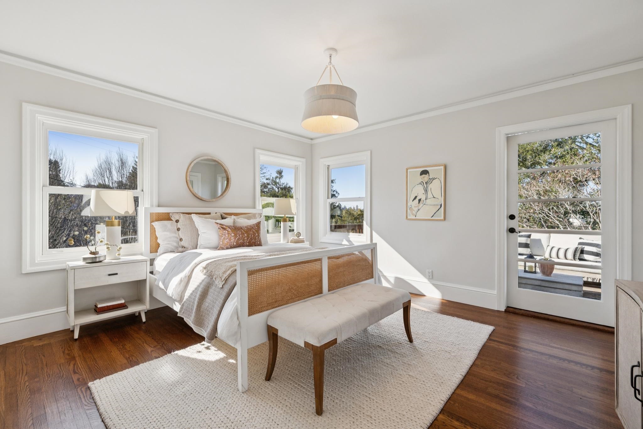 Detail Gallery Image 16 of 54 For 1111 Winsor Ave, Piedmont,  CA 94610 - 3 Beds | 2 Baths