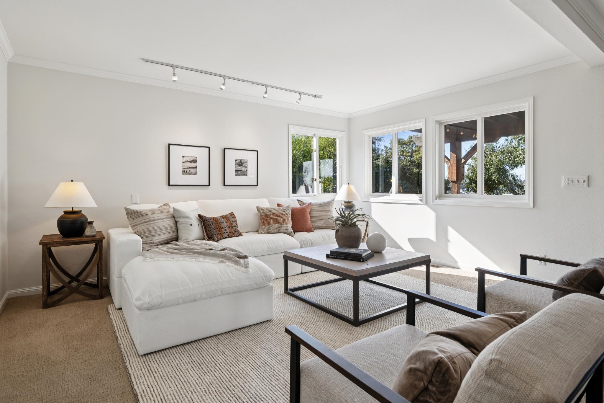 Detail Gallery Image 28 of 54 For 1111 Winsor Ave, Piedmont,  CA 94610 - 3 Beds | 2 Baths