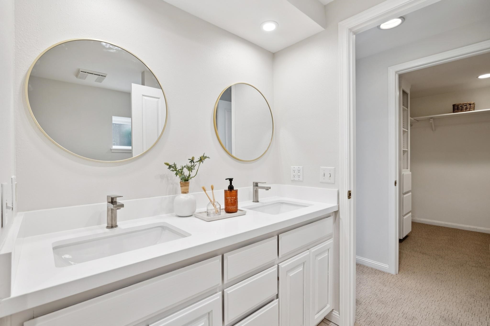 Detail Gallery Image 33 of 54 For 1111 Winsor Ave, Piedmont,  CA 94610 - 3 Beds | 2 Baths