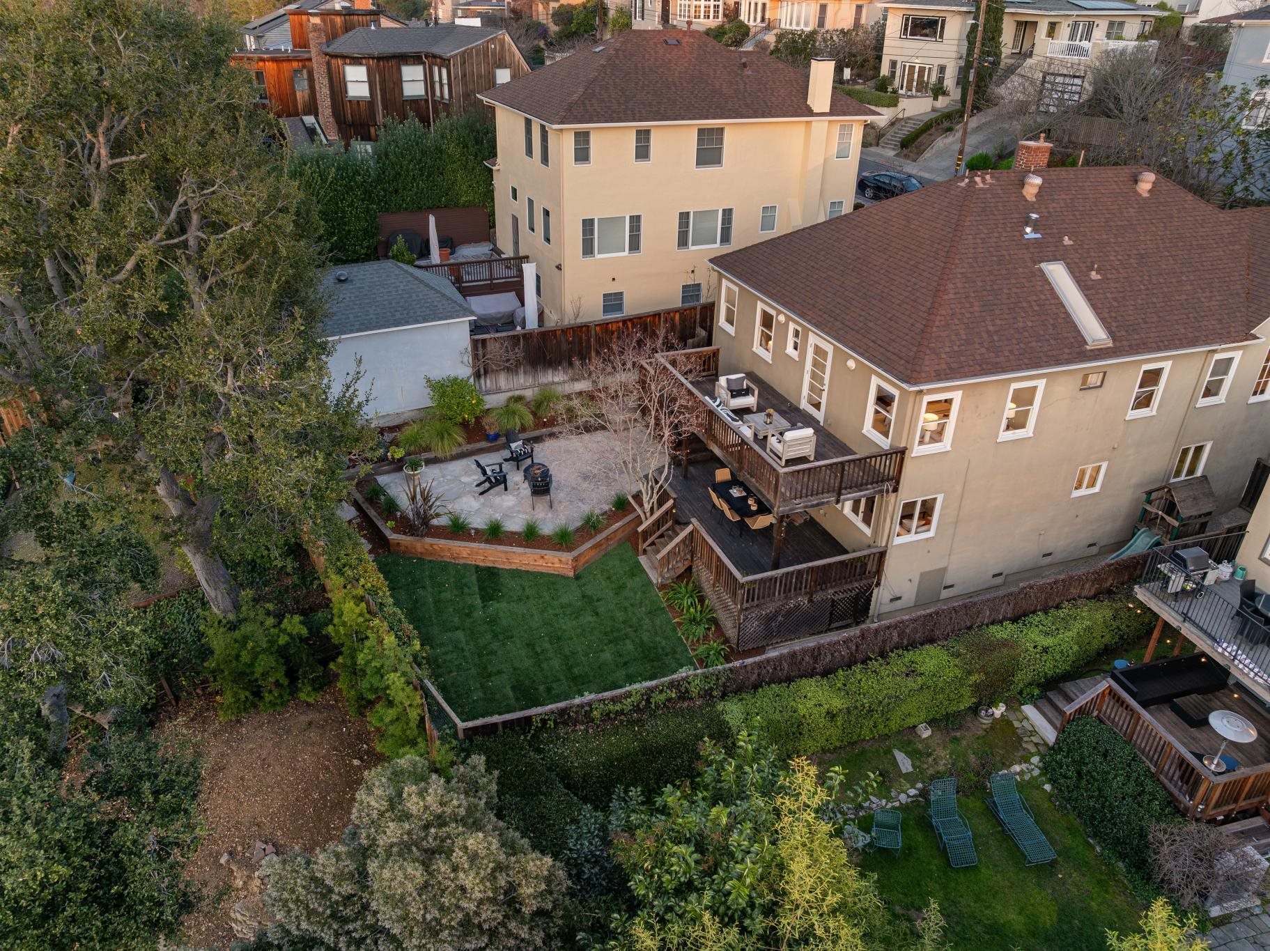 Detail Gallery Image 50 of 54 For 1111 Winsor Ave, Piedmont,  CA 94610 - 3 Beds | 2 Baths