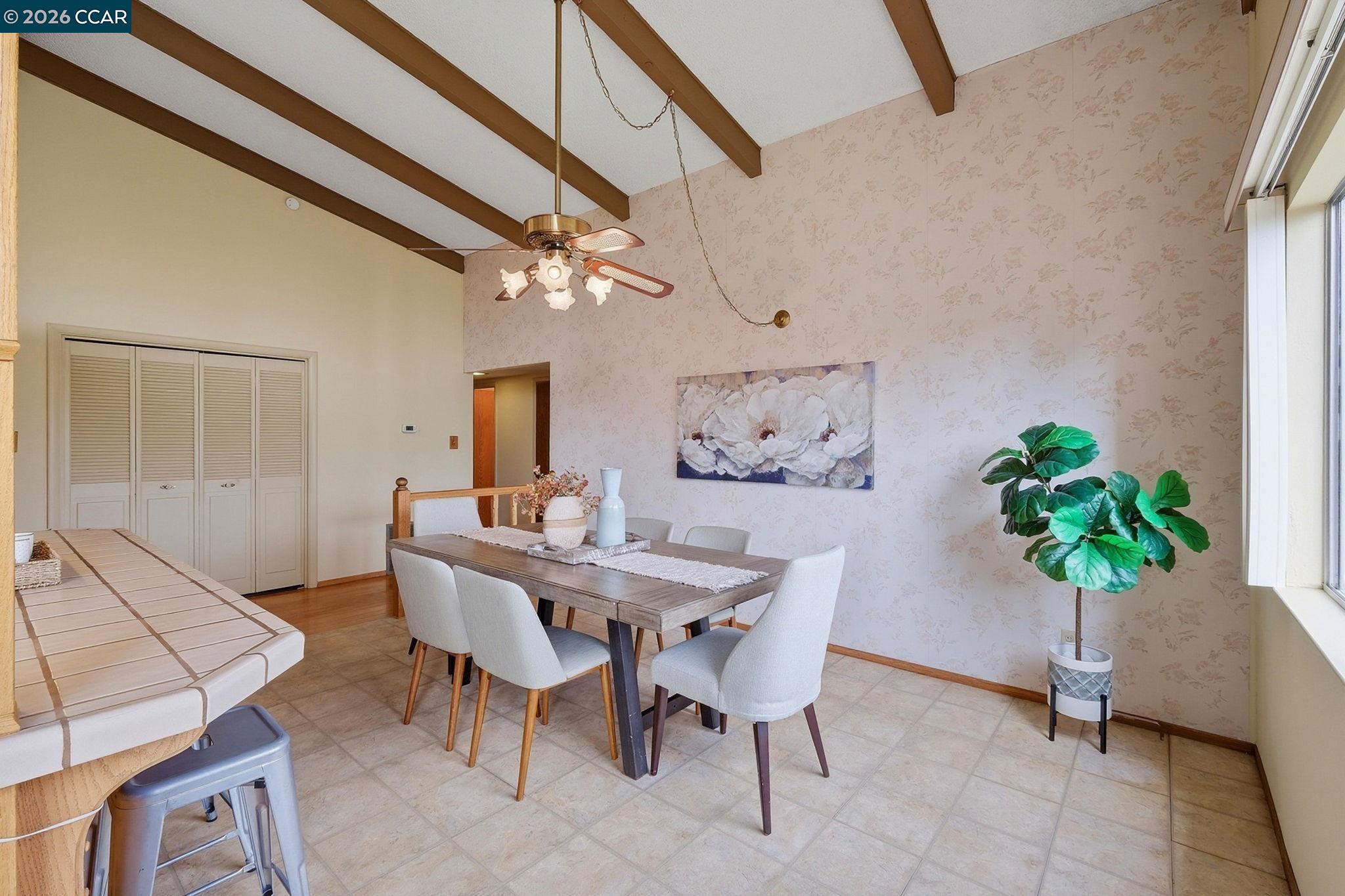 Detail Gallery Image 15 of 47 For 95 Mackie Dr, Martinez,  CA 94553 - 3 Beds | 3 Baths