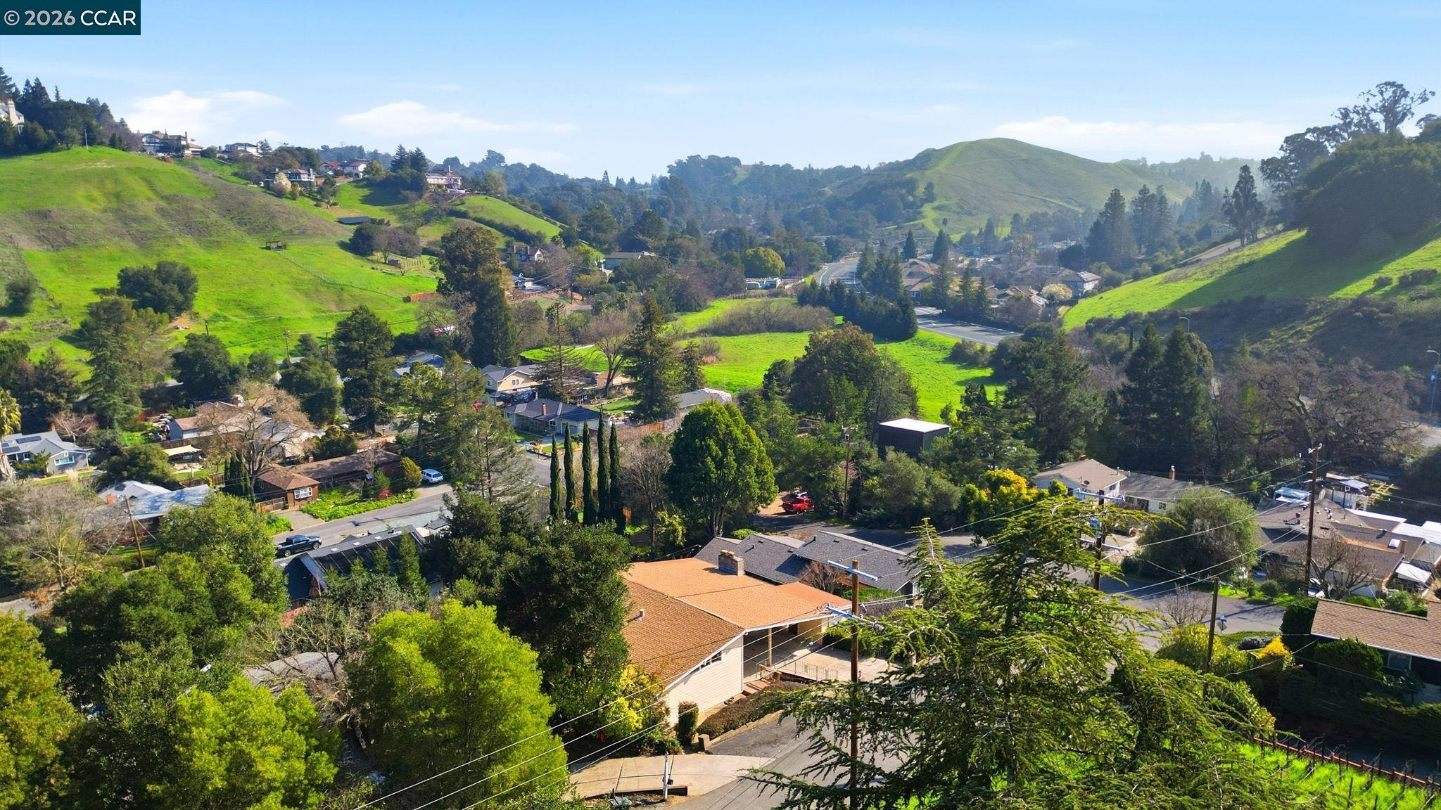 Detail Gallery Image 33 of 47 For 95 Mackie Dr, Martinez,  CA 94553 - 3 Beds | 3 Baths