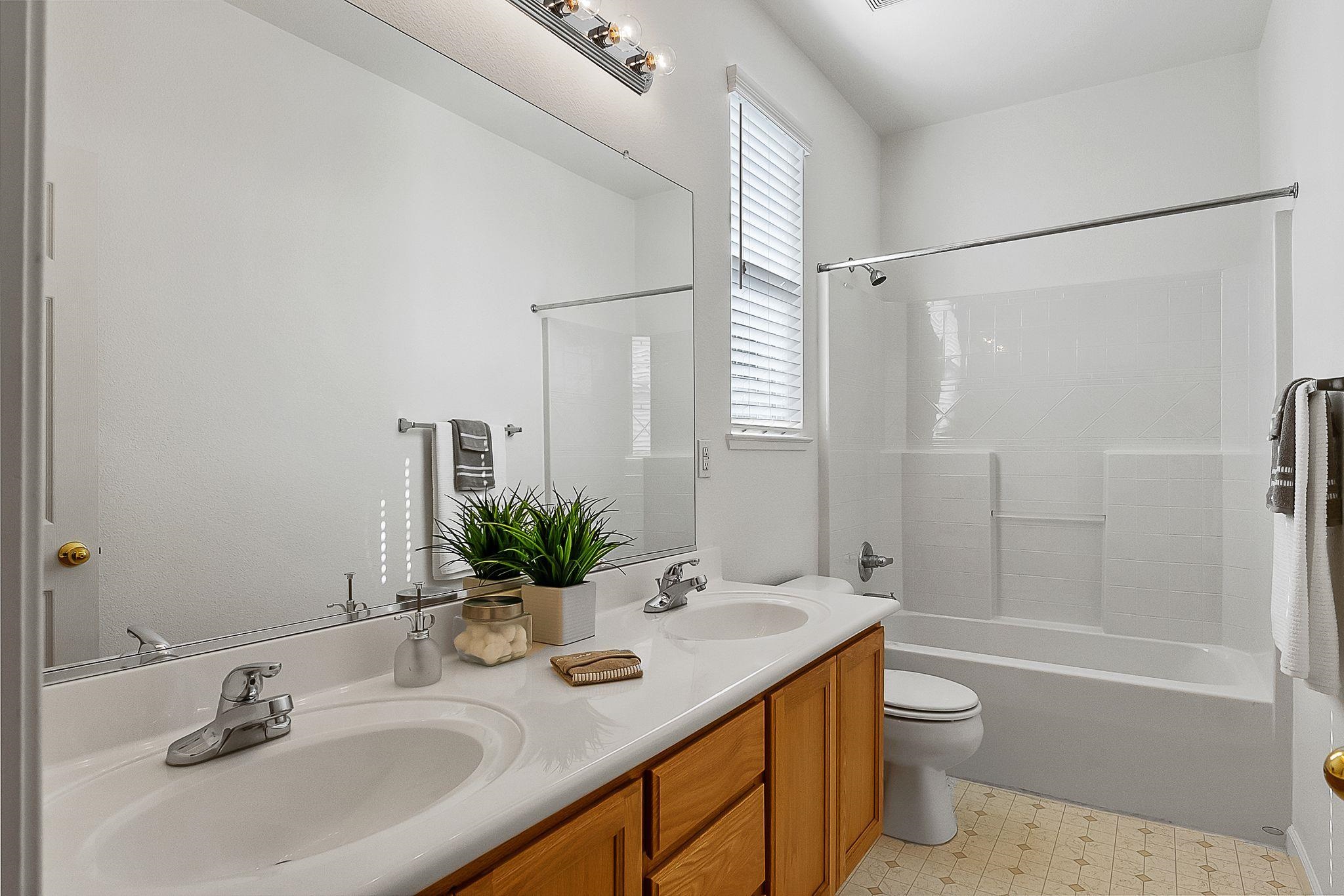 Detail Gallery Image 27 of 42 For 907 Snapdragon Way, Brentwood,  CA 94513 - 4 Beds | 3 Baths