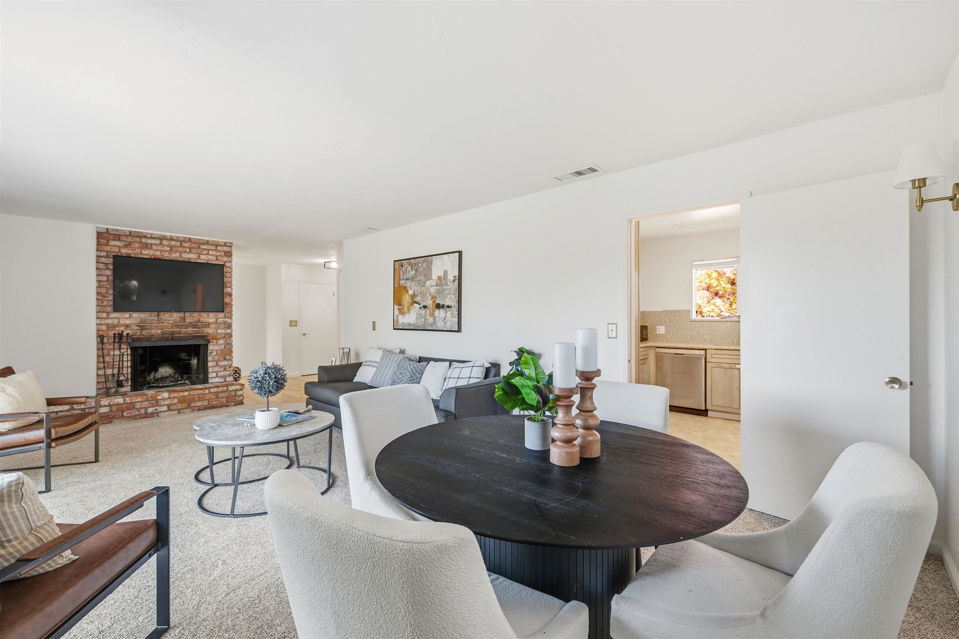 Detail Gallery Image 6 of 44 For 120 Corinne Ave, Santa Cruz,  CA 95065 - 3 Beds | 2 Baths