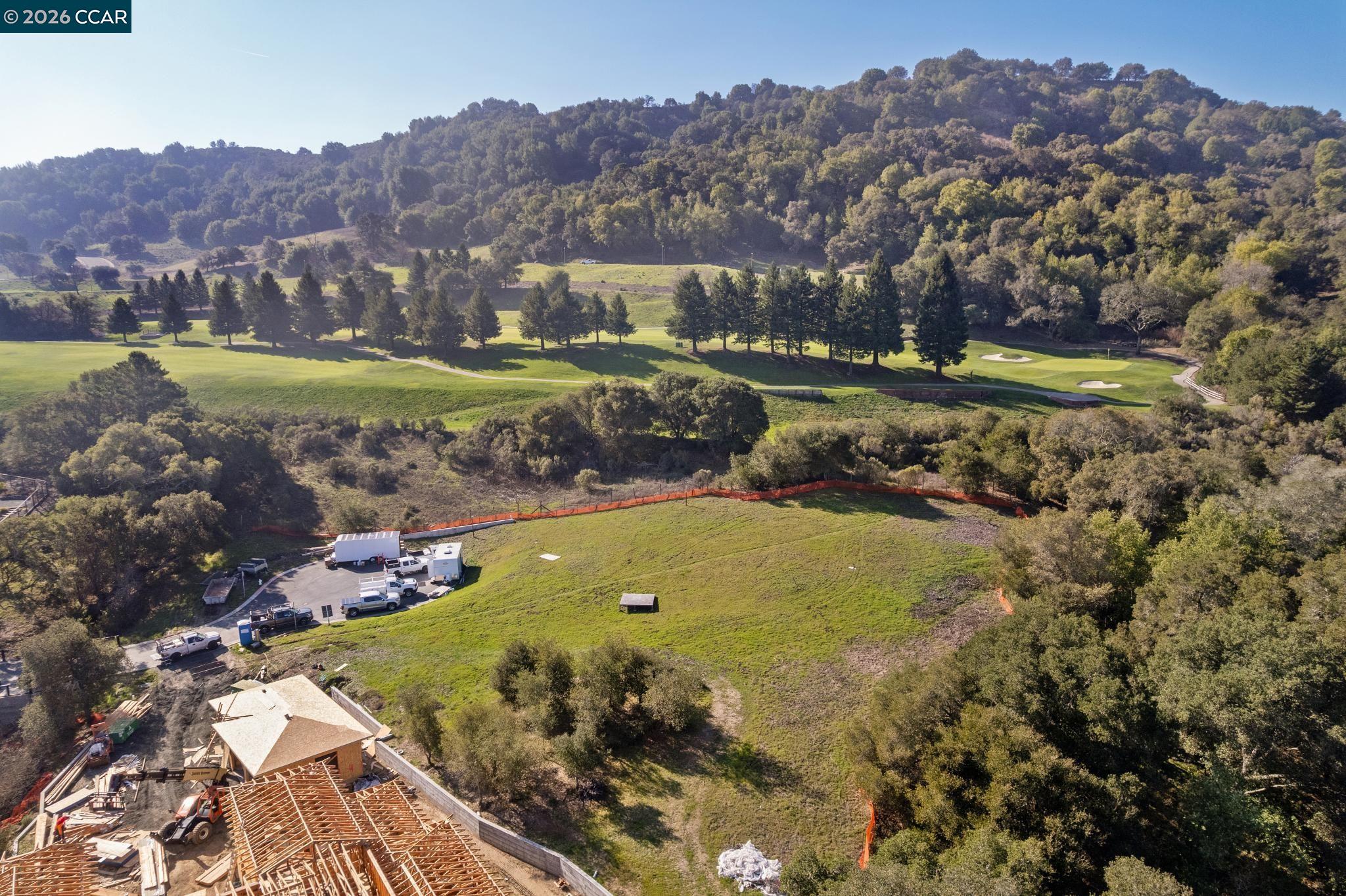 Detail Gallery Image 7 of 32 For 90 Adobe Ln, Orinda,  CA 94563 - – Beds | – Baths