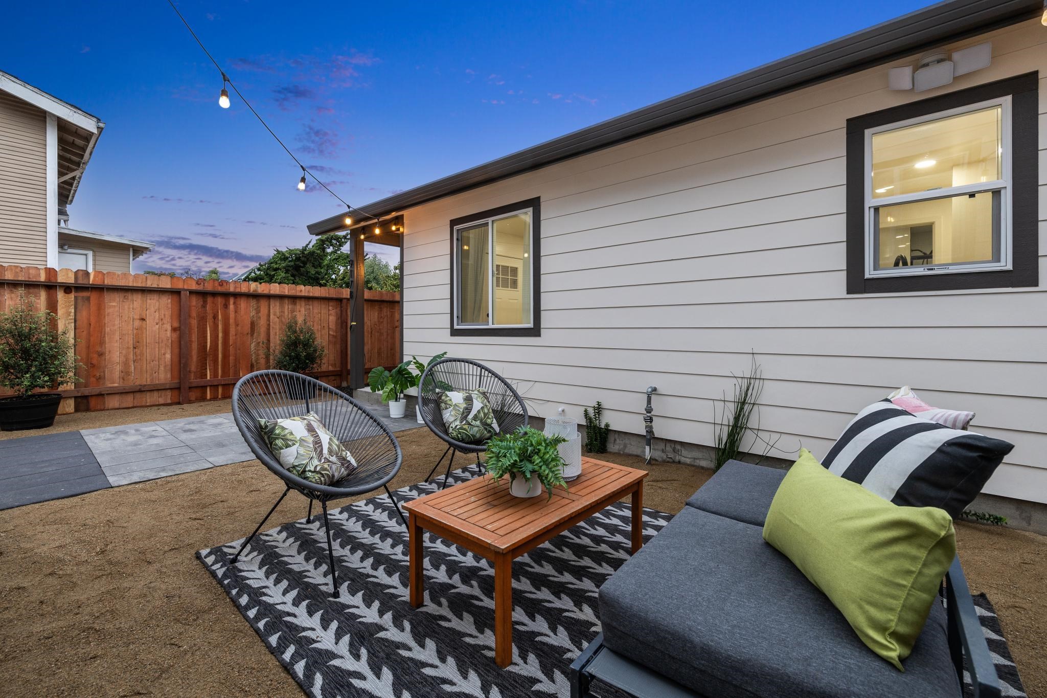 Detail Gallery Image 22 of 35 For 917 Channing Way, Berkeley,  CA 94710 - 5 Beds | 3 Baths