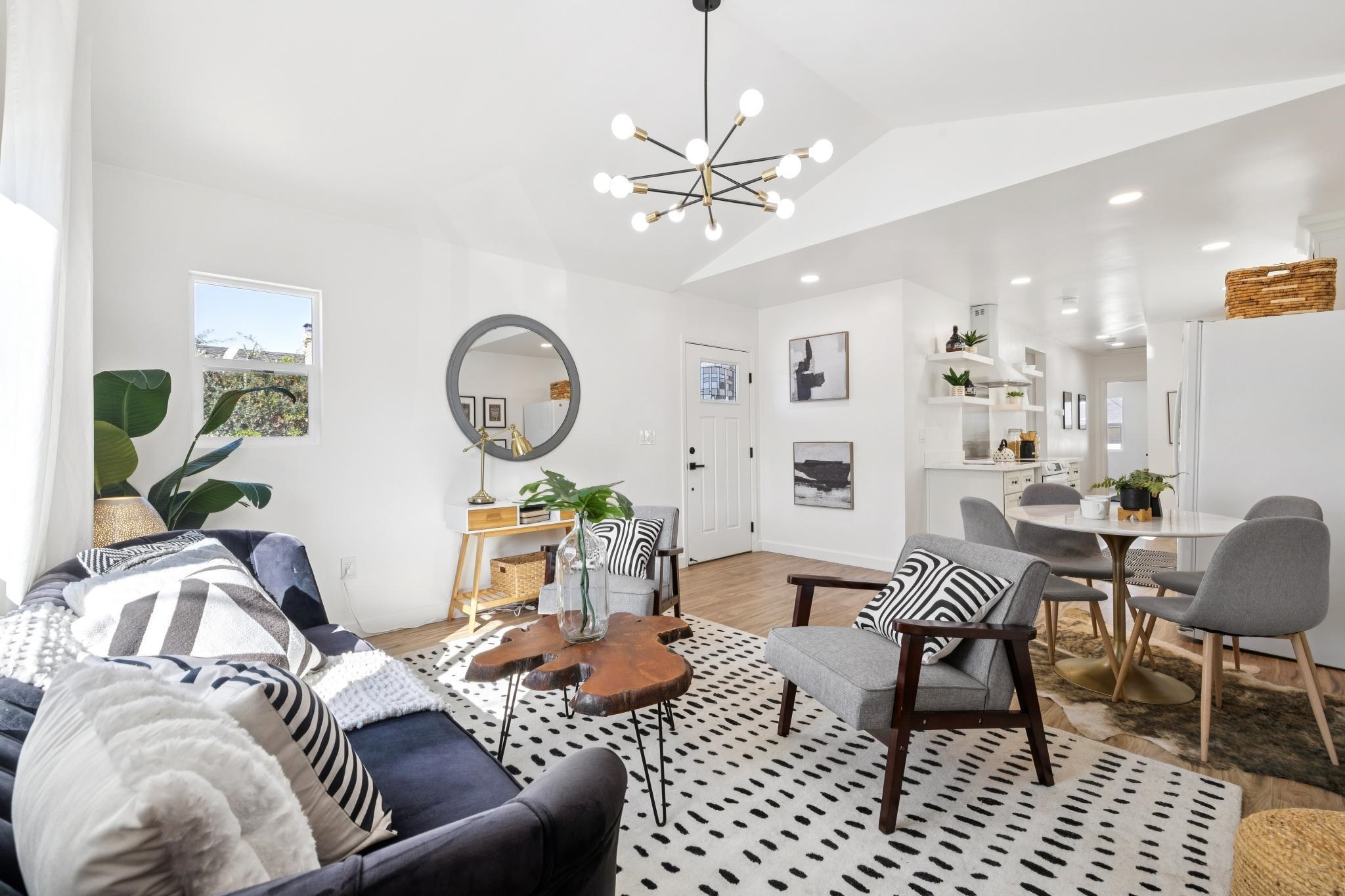 Detail Gallery Image 5 of 35 For 917 Channing Way, Berkeley,  CA 94710 - 5 Beds | 3 Baths