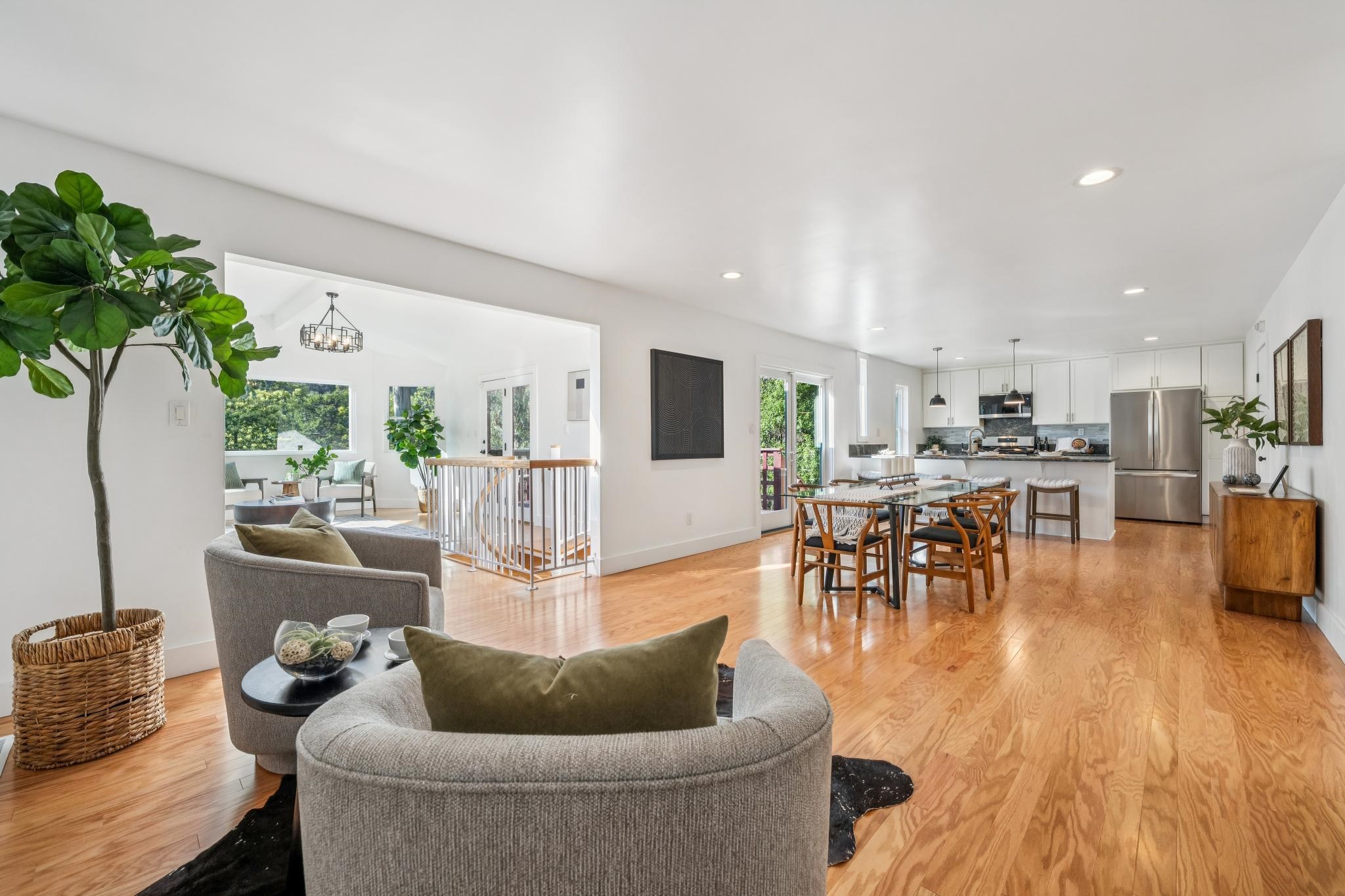 Detail Gallery Image 13 of 49 For 6507 Heather Ridge Way, Oakland,  CA 94611 - 4 Beds | 3/1 Baths