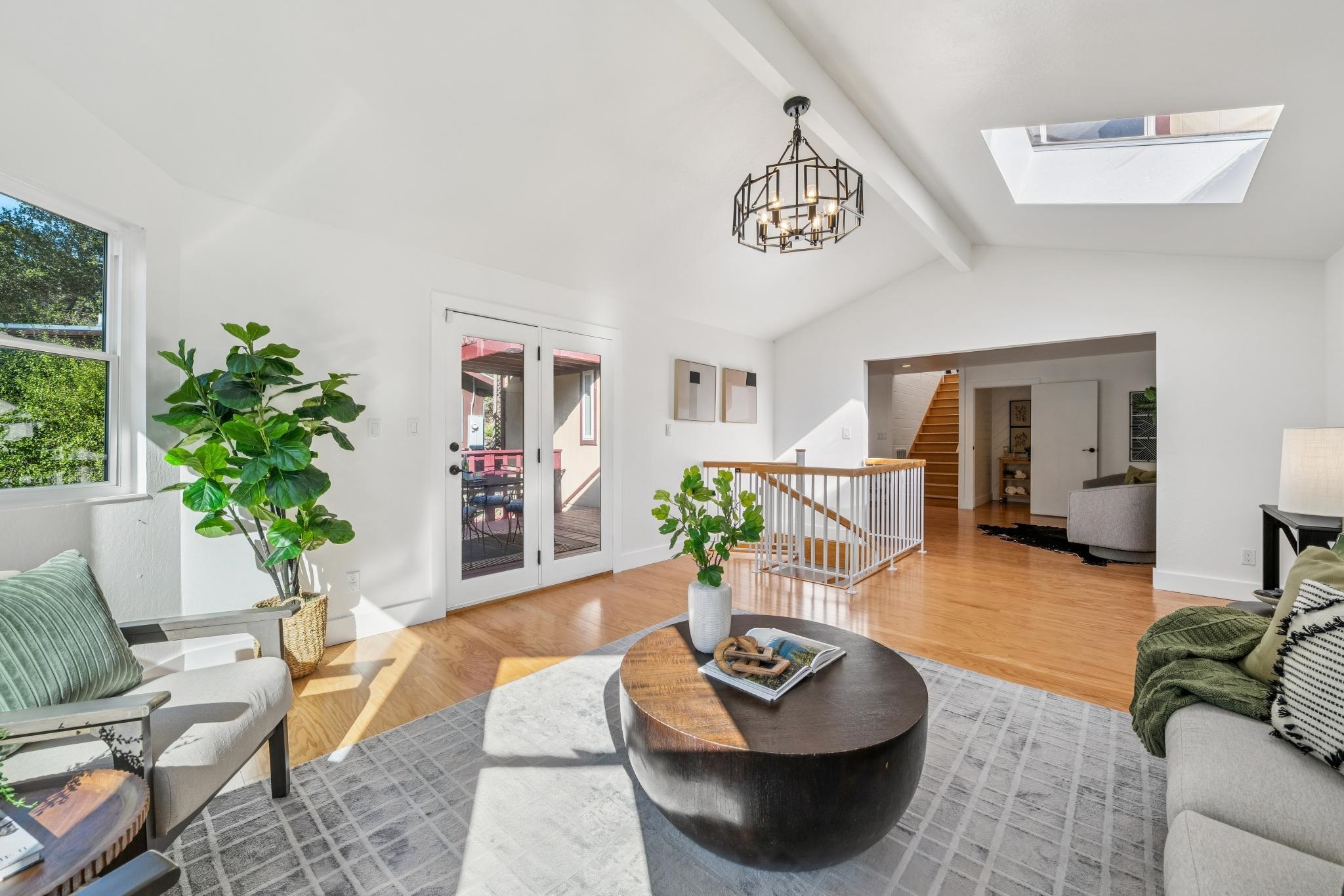 Detail Gallery Image 18 of 49 For 6507 Heather Ridge Way, Oakland,  CA 94611 - 4 Beds | 3/1 Baths