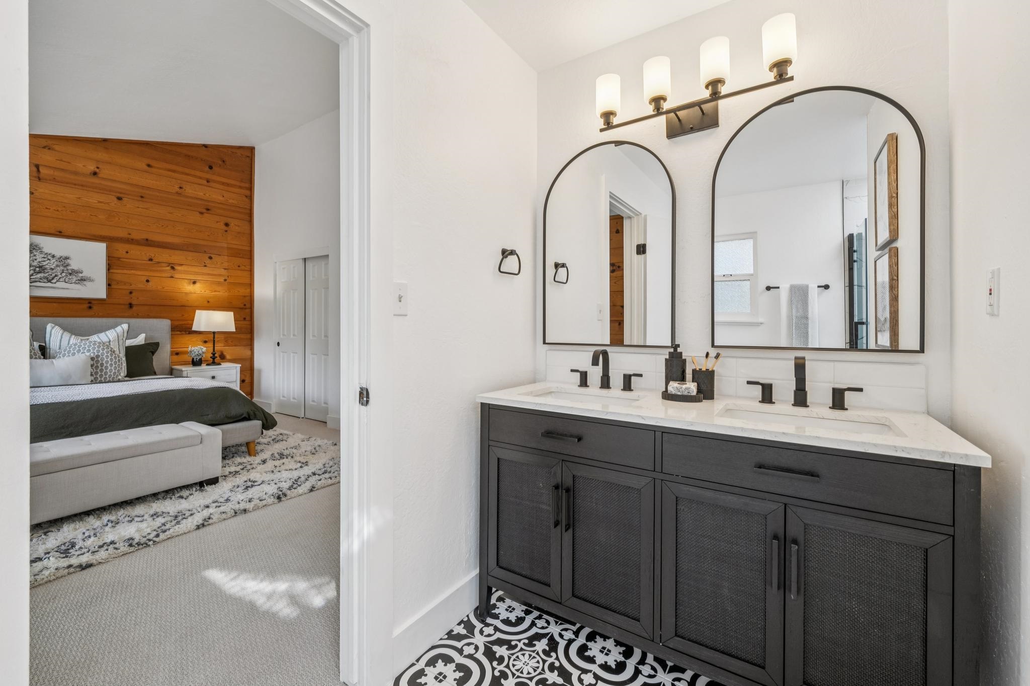 Detail Gallery Image 33 of 49 For 6507 Heather Ridge Way, Oakland,  CA 94611 - 4 Beds | 3/1 Baths