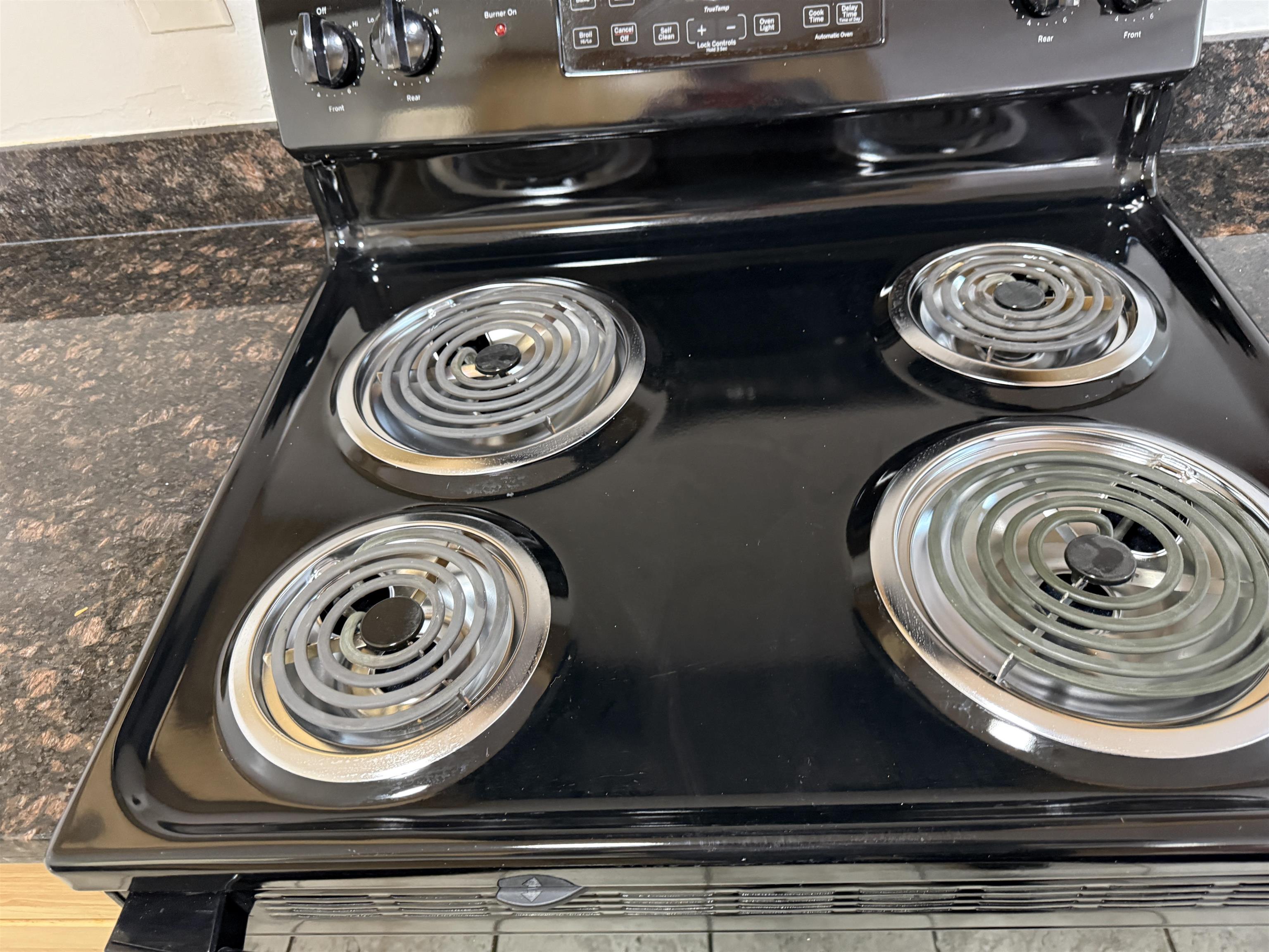 Detail Gallery Image 10 of 26 For 423 Gregory Ln #30,  Fairfield,  CA 94533 - 2 Beds | 1 Baths