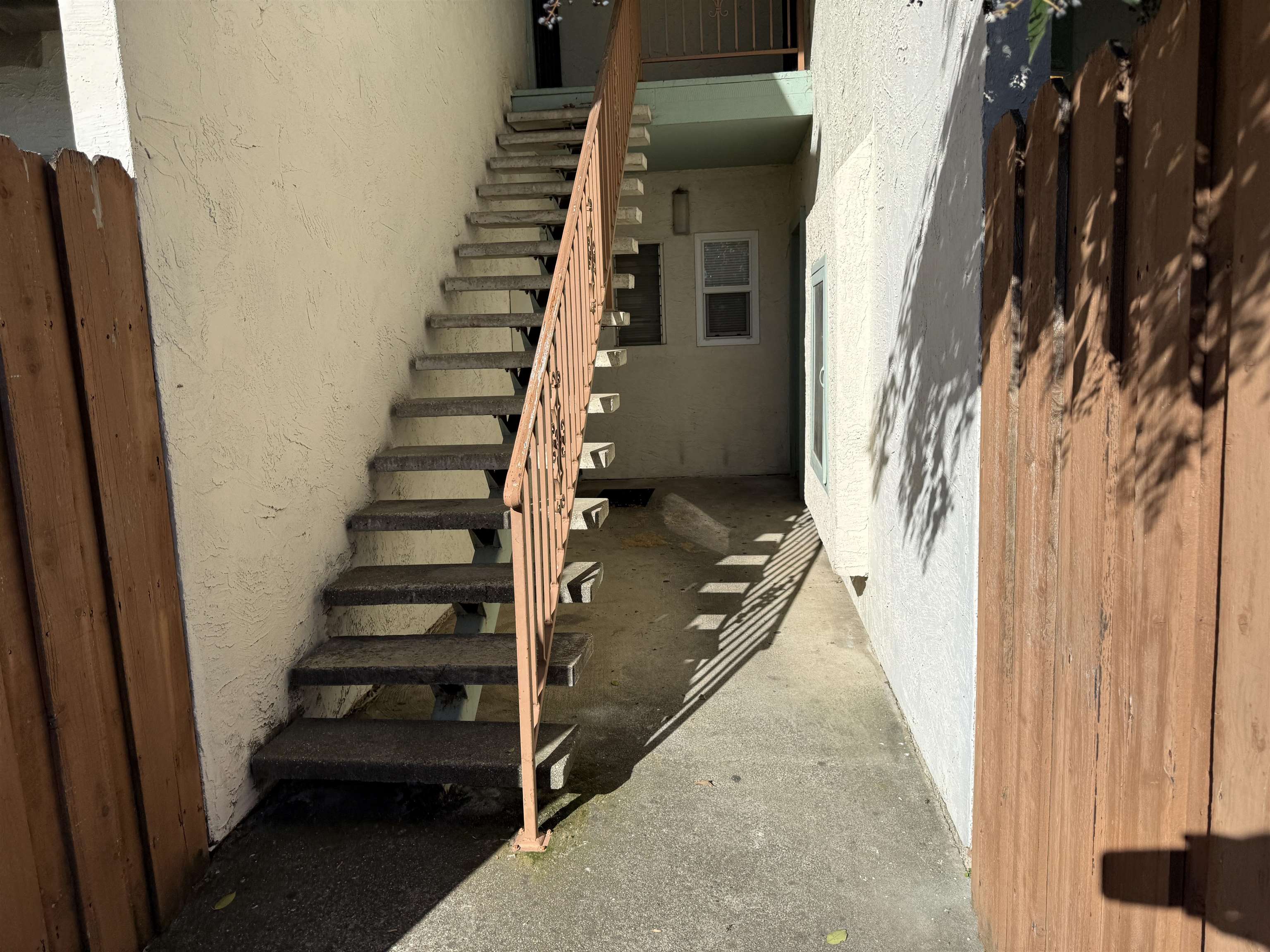 Detail Gallery Image 3 of 26 For 423 Gregory Ln #30,  Fairfield,  CA 94533 - 2 Beds | 1 Baths