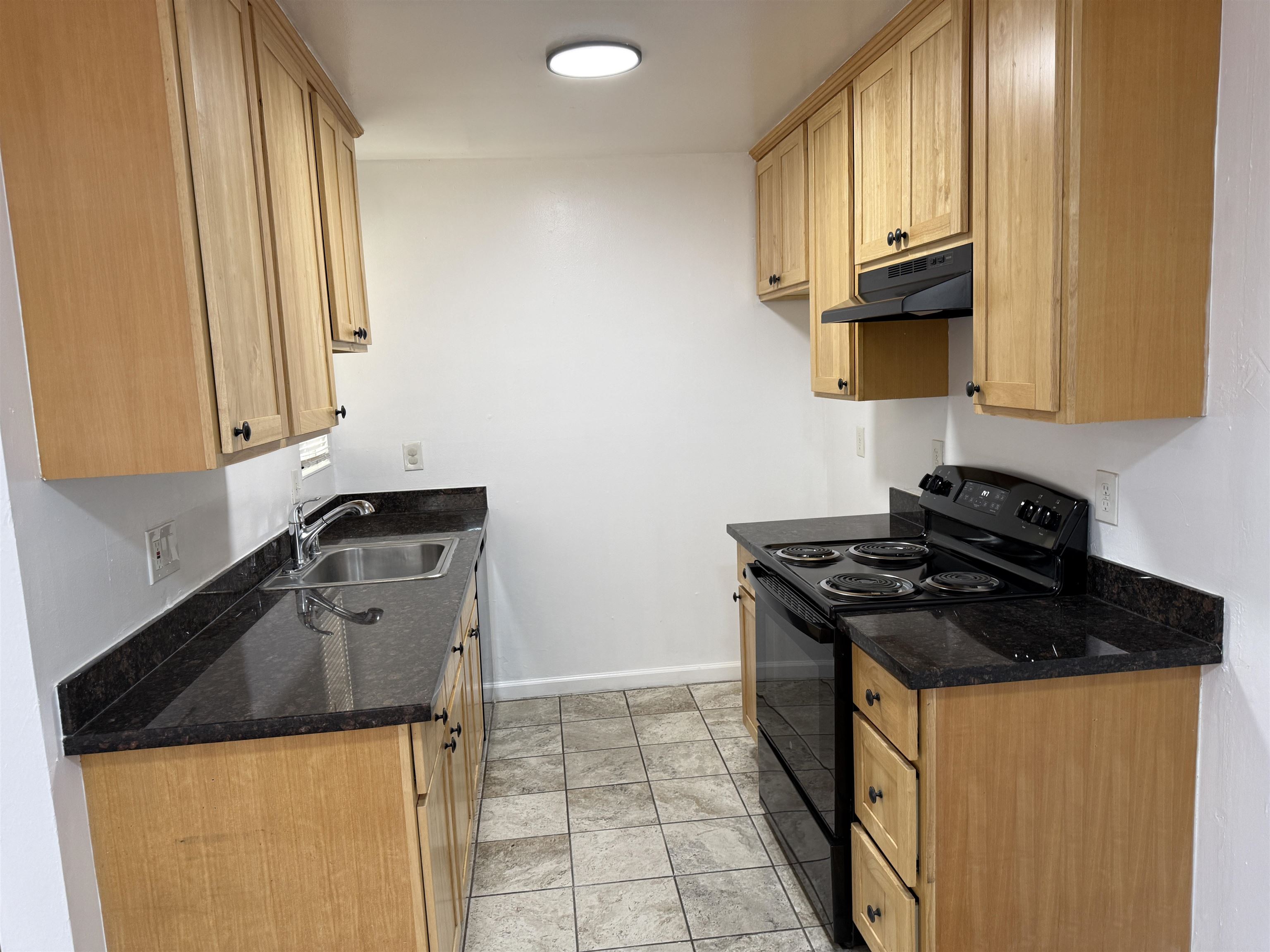 Detail Gallery Image 8 of 26 For 423 Gregory Ln #30,  Fairfield,  CA 94533 - 2 Beds | 1 Baths