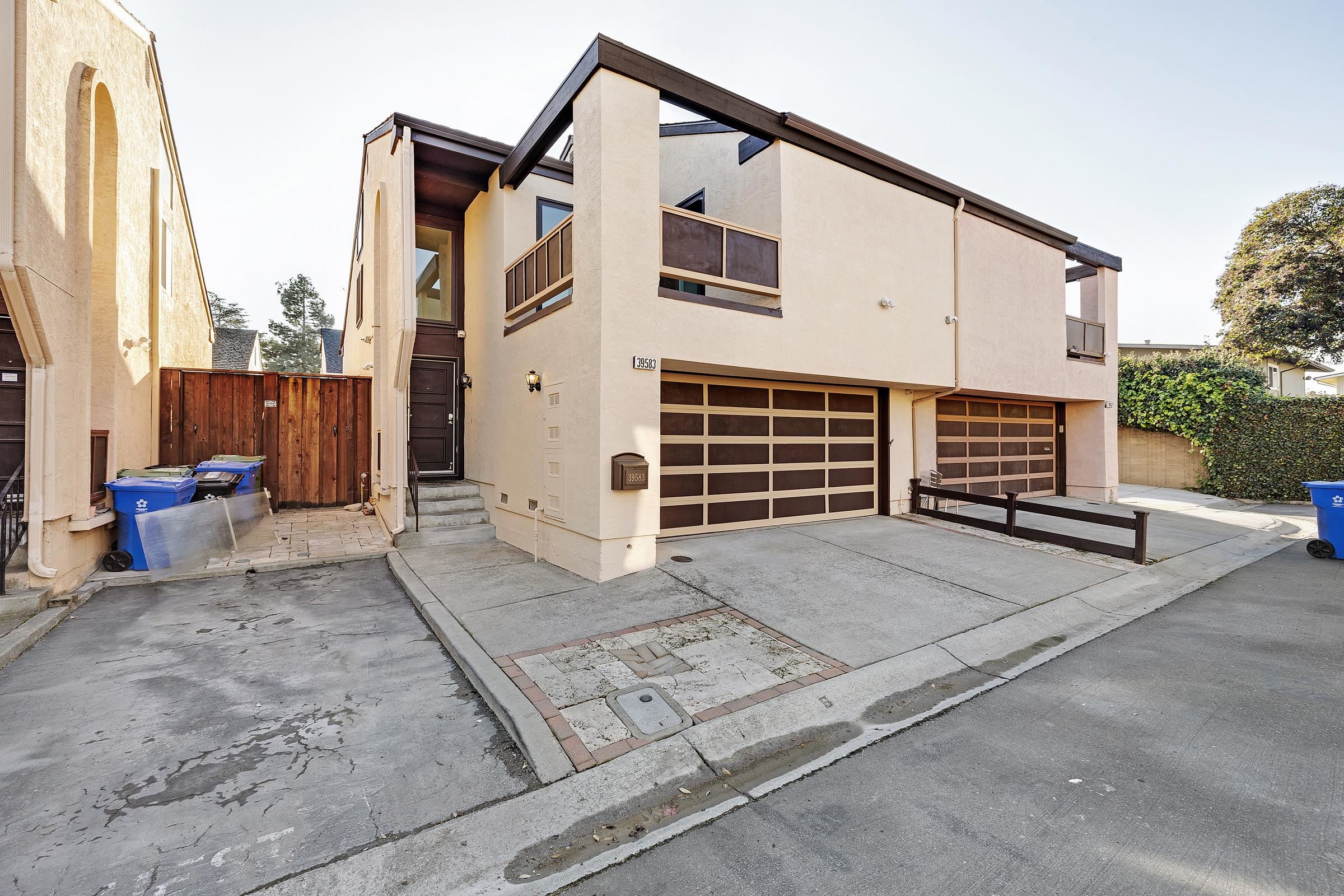 Detail Gallery Image 2 of 45 For 39583 Buena Vista Ter, Fremont,  CA 94538 - 3 Beds | 2/1 Baths