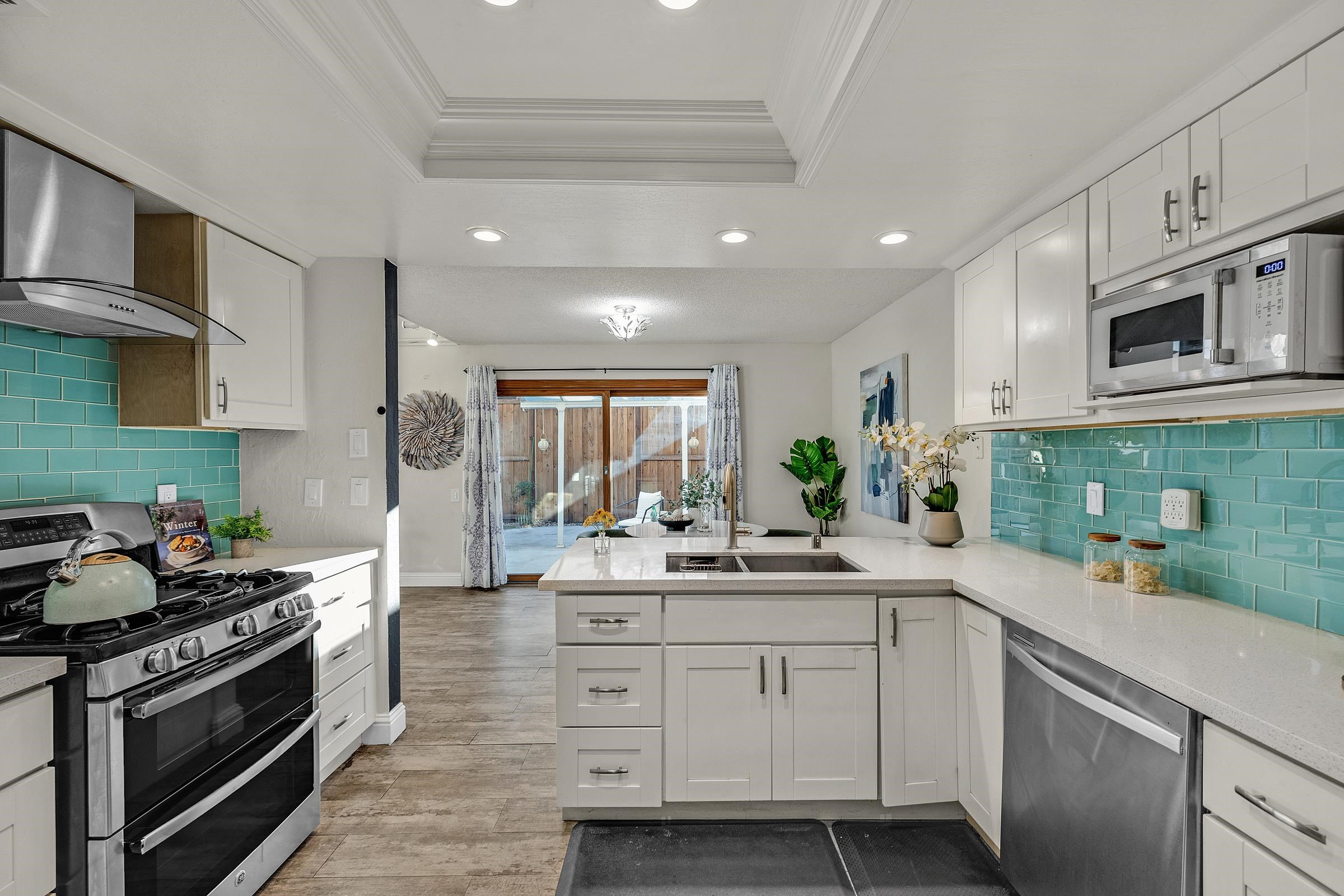 Detail Gallery Image 24 of 45 For 39583 Buena Vista Ter, Fremont,  CA 94538 - 3 Beds | 2/1 Baths