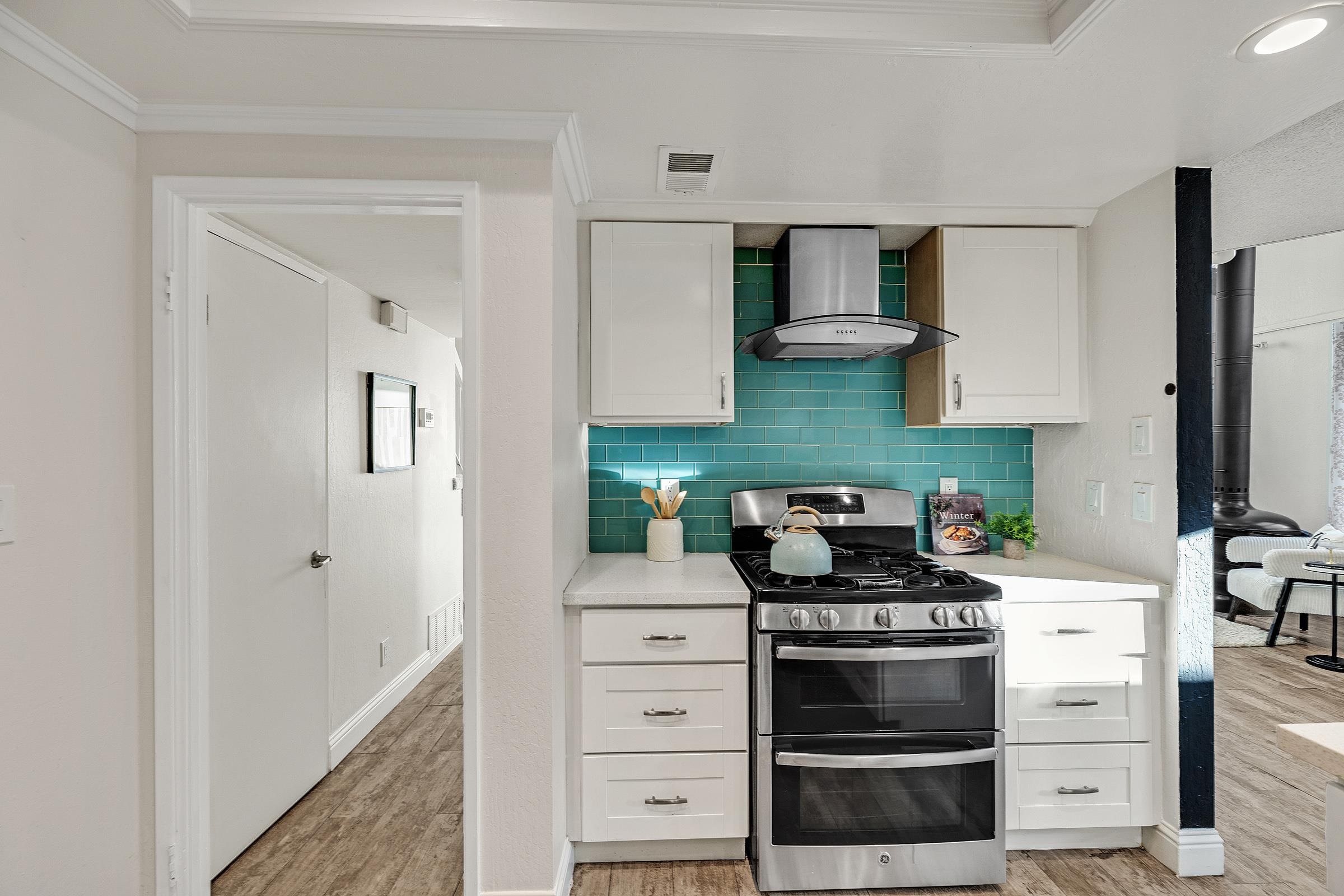 Detail Gallery Image 25 of 45 For 39583 Buena Vista Ter, Fremont,  CA 94538 - 3 Beds | 2/1 Baths