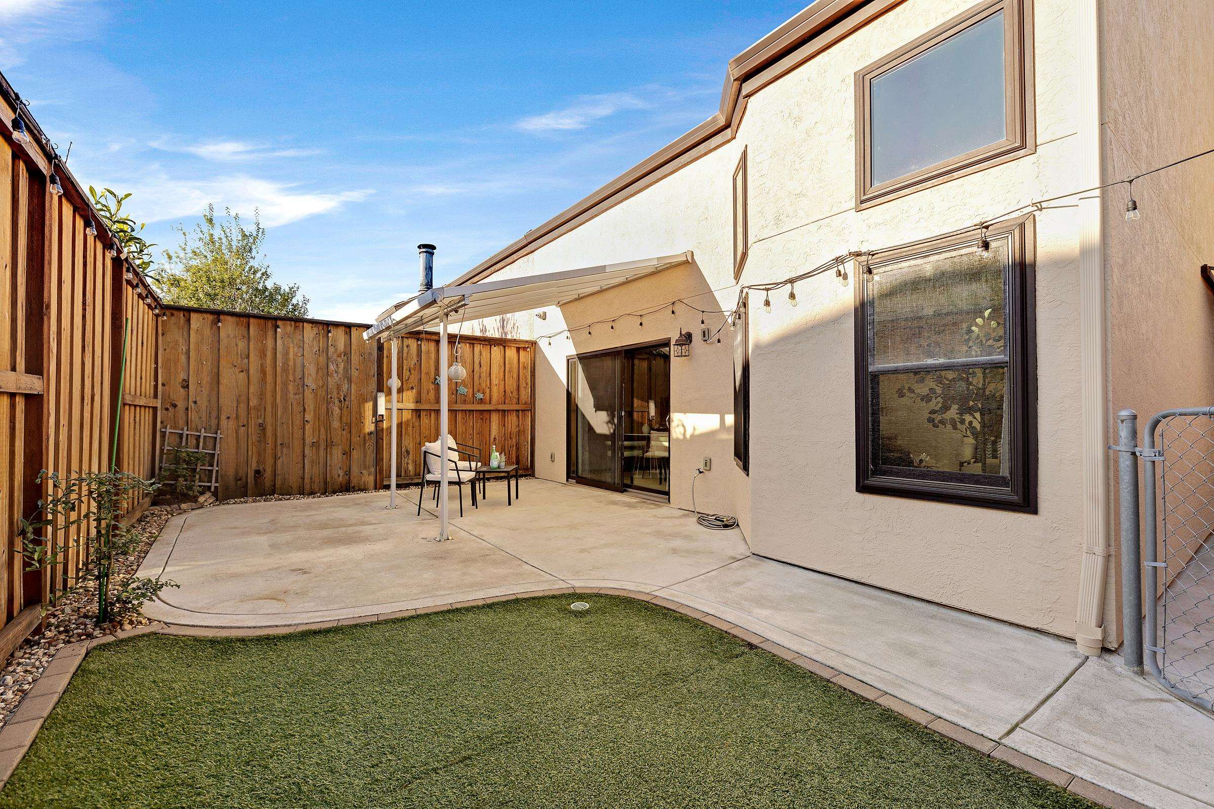 Detail Gallery Image 10 of 45 For 39583 Buena Vista Ter, Fremont,  CA 94538 - 3 Beds | 2/1 Baths