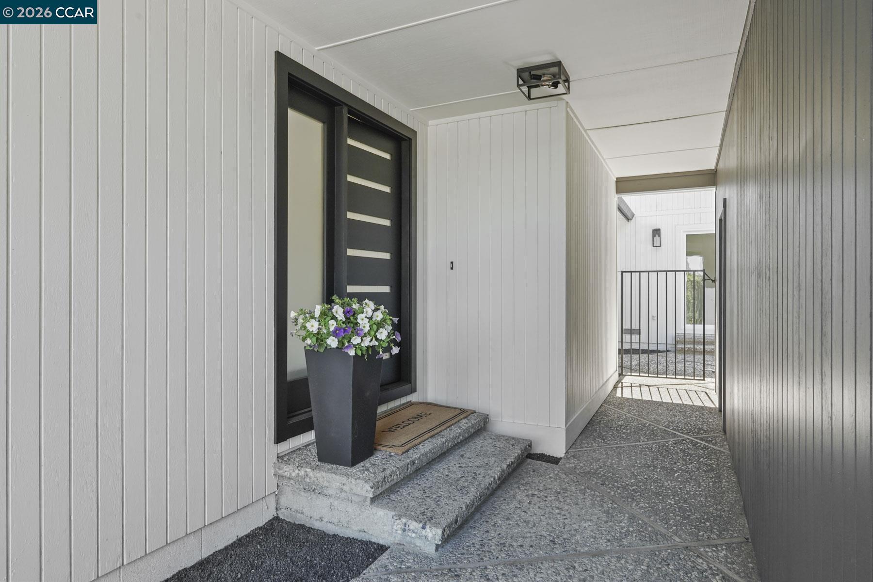 Detail Gallery Image 2 of 59 For 3233 Lucas Circle, Lafayette,  CA 94549 - 4 Beds | 3/1 Baths