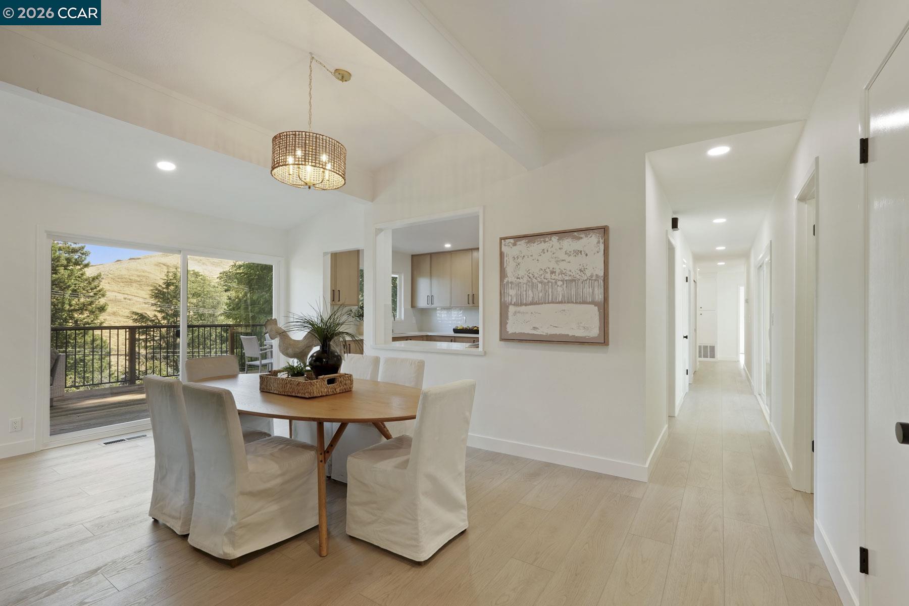 Detail Gallery Image 21 of 59 For 3233 Lucas Circle, Lafayette,  CA 94549 - 4 Beds | 3/1 Baths