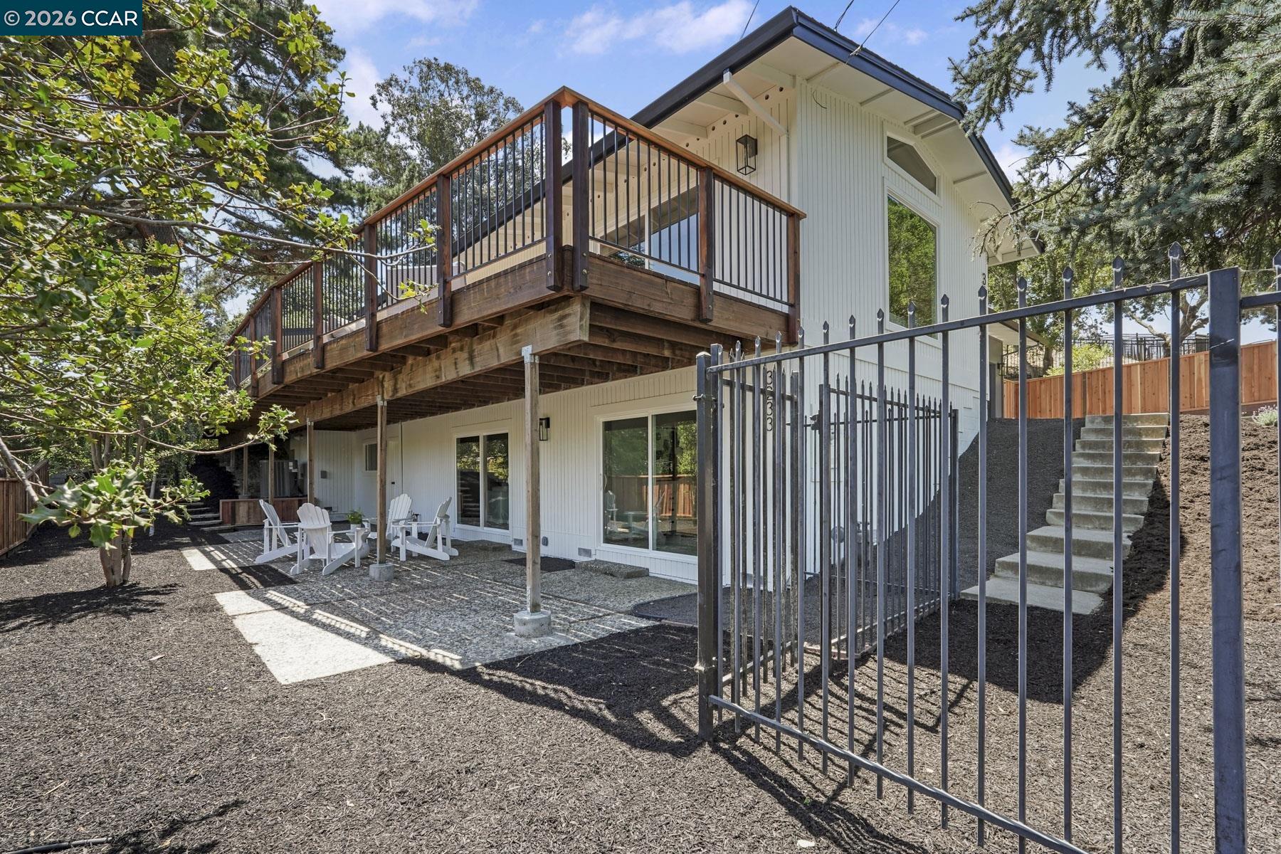 Detail Gallery Image 23 of 59 For 3233 Lucas Circle, Lafayette,  CA 94549 - 4 Beds | 3/1 Baths