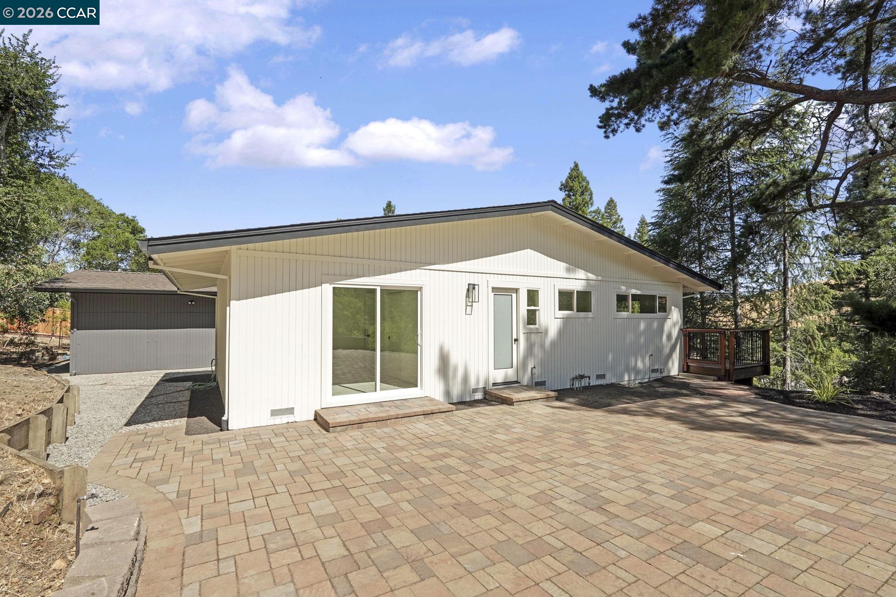 Detail Gallery Image 28 of 59 For 3233 Lucas Circle, Lafayette,  CA 94549 - 4 Beds | 3/1 Baths