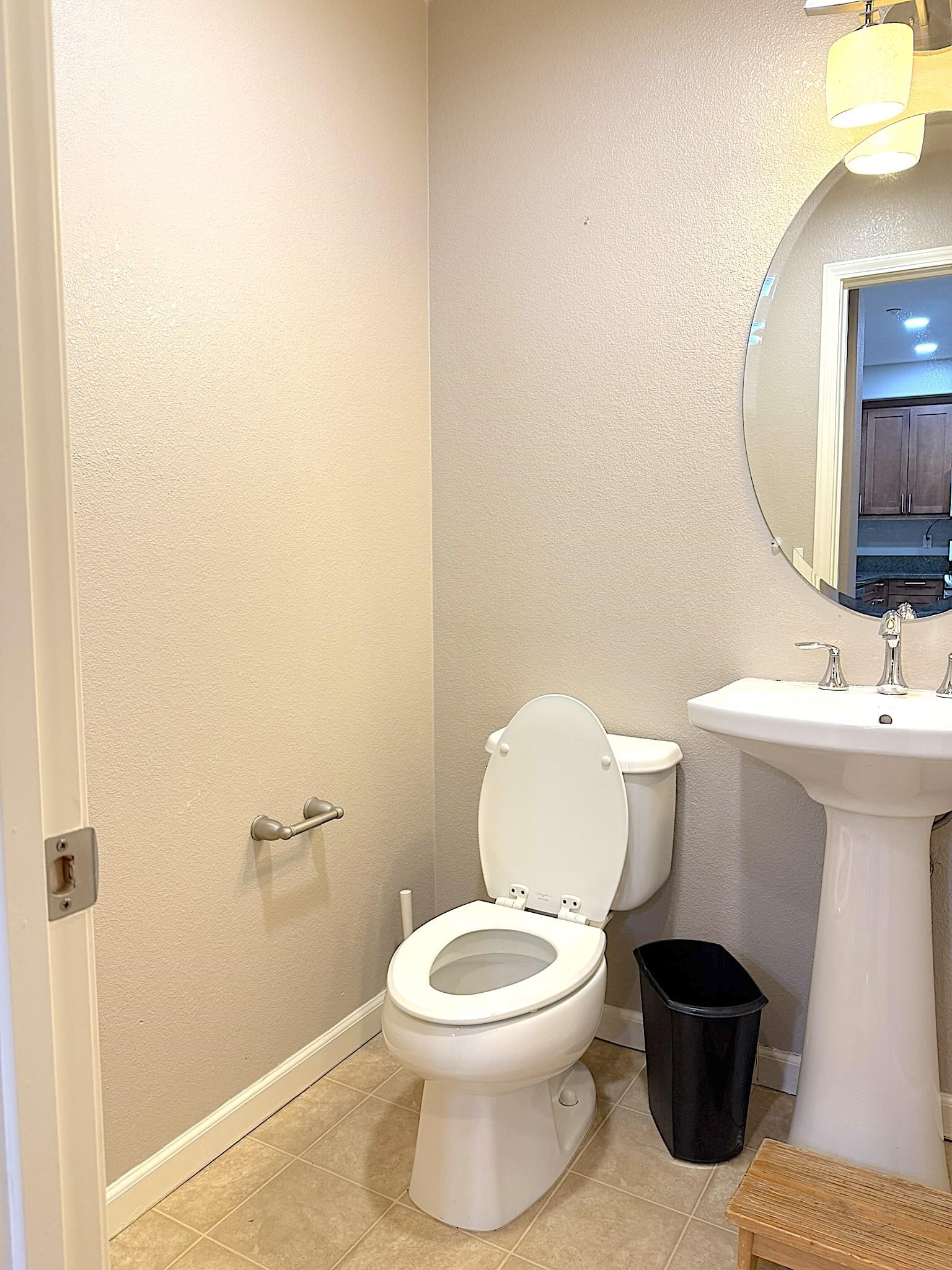 Detail Gallery Image 11 of 30 For 756 Grandview Ter, San Jose,  CA 95133 - 3 Beds | 2/1 Baths