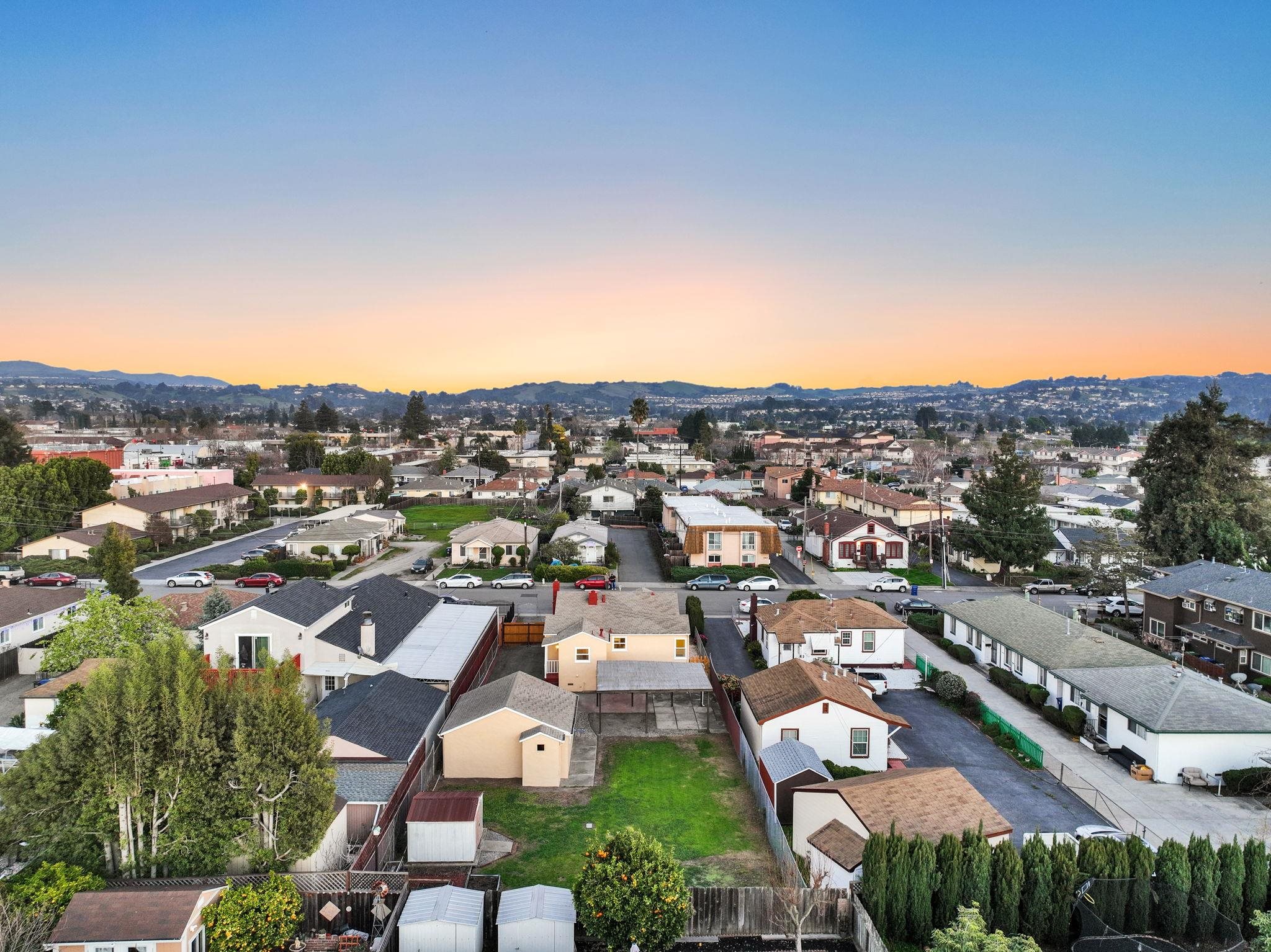 Detail Gallery Image 17 of 17 For 20911 Chester St, Castro Valley,  CA 94546 - 2 Beds | 1 Baths